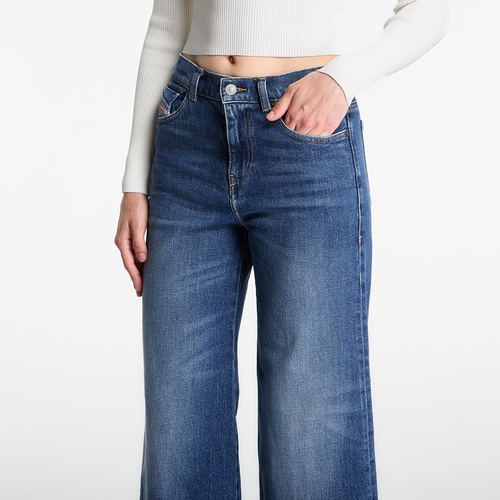 Γυναικεία jeans Diesel 1978 D-Akemi Trousers Blue