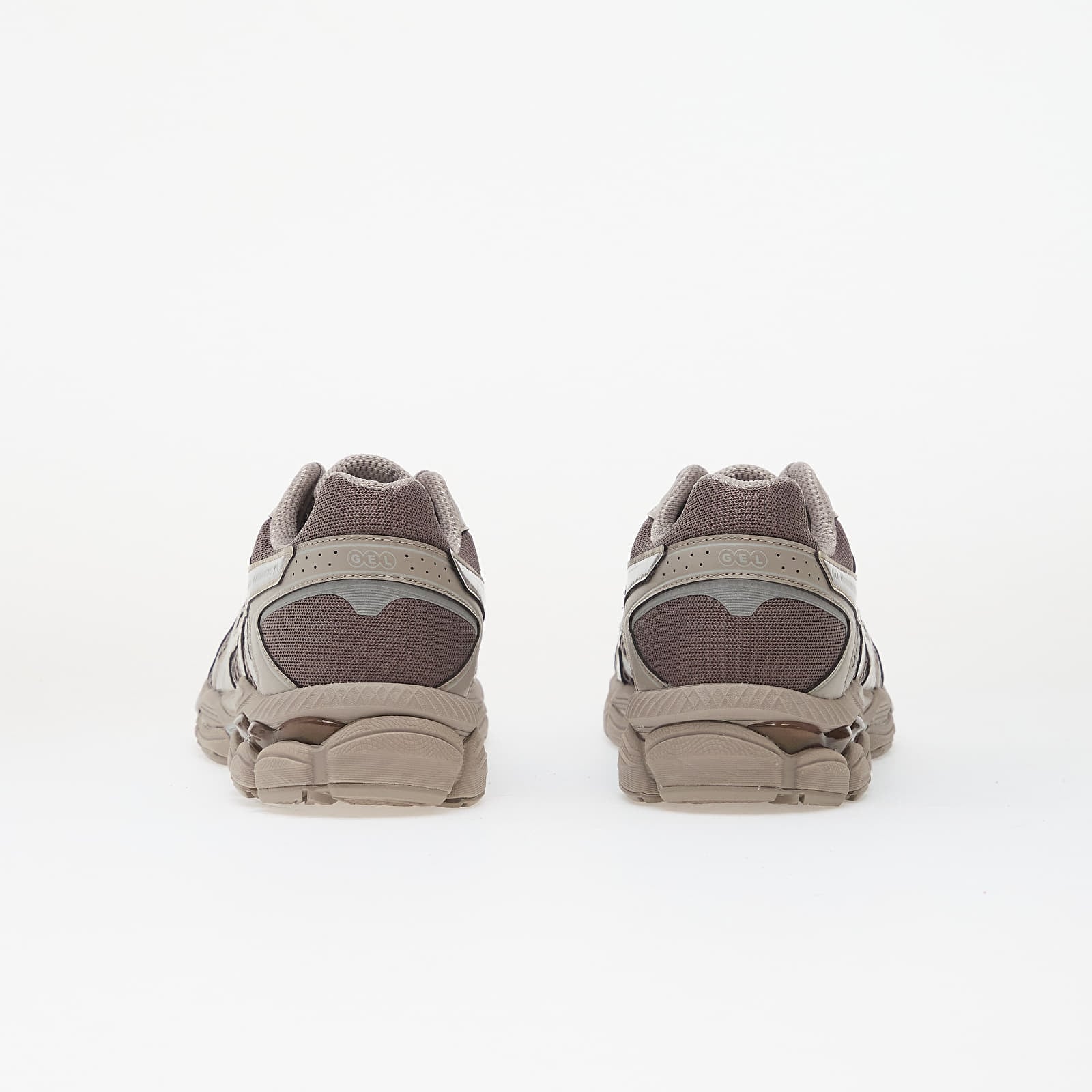 Men's sneakers and shoes Asics Gel-Cumulus 16 Cocoa Powder/ Pure Silver