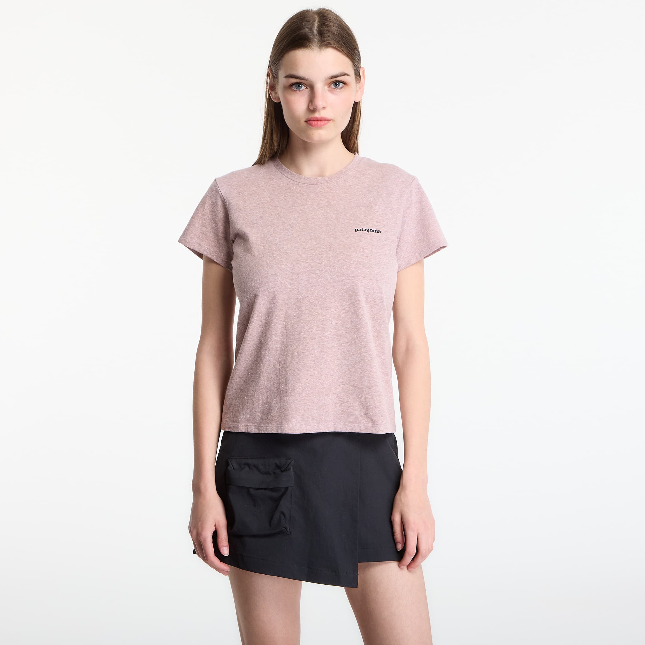 T-shirt Patagonia W'S P-6 Logo Responsibili-Tee Quiet Violet M