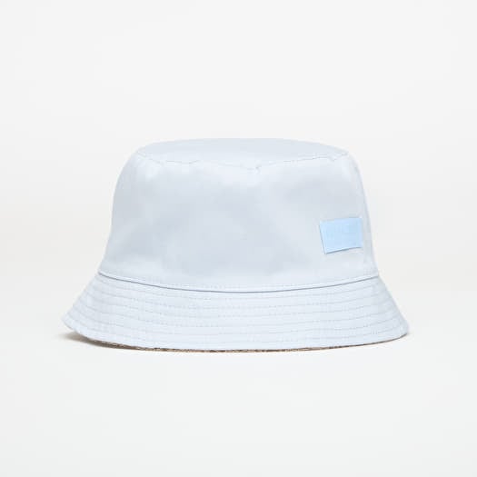 Kapelusz GUESS Noelle II Db Face Jcq Rain Hat Light Blue Logo