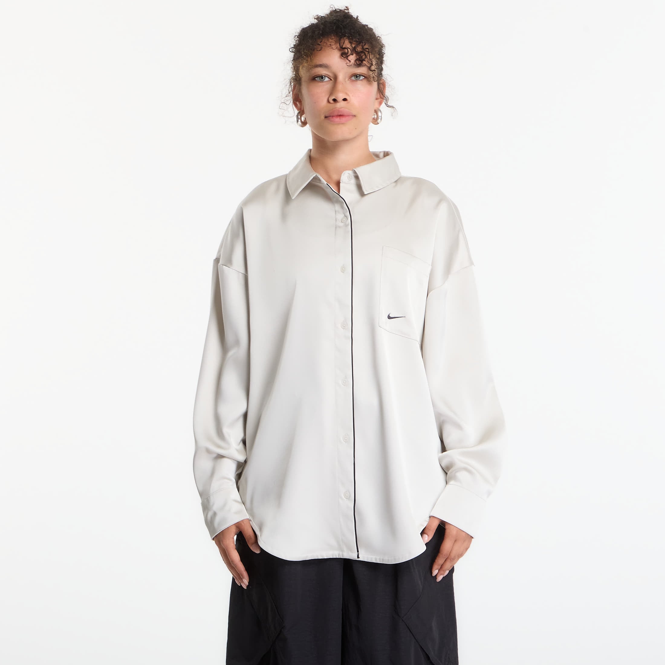 Overhemd Nike Sportswear Women's Oversized Satin Long-Sleeve Top Light Bone/ Black M