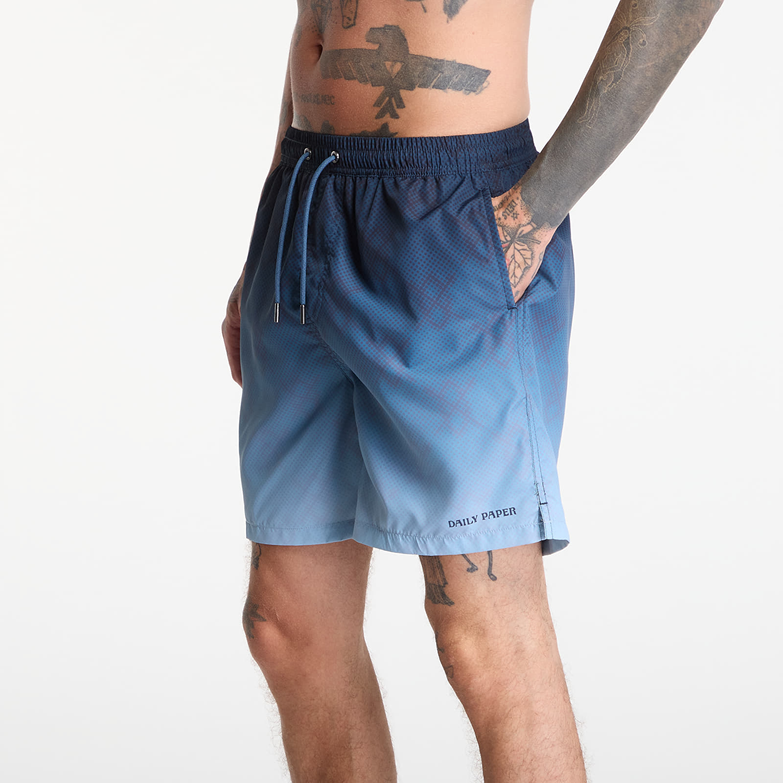 Maillots de bain homme Daily Paper Ombre Dotted Shield Swimshorts Blue Wing Teal