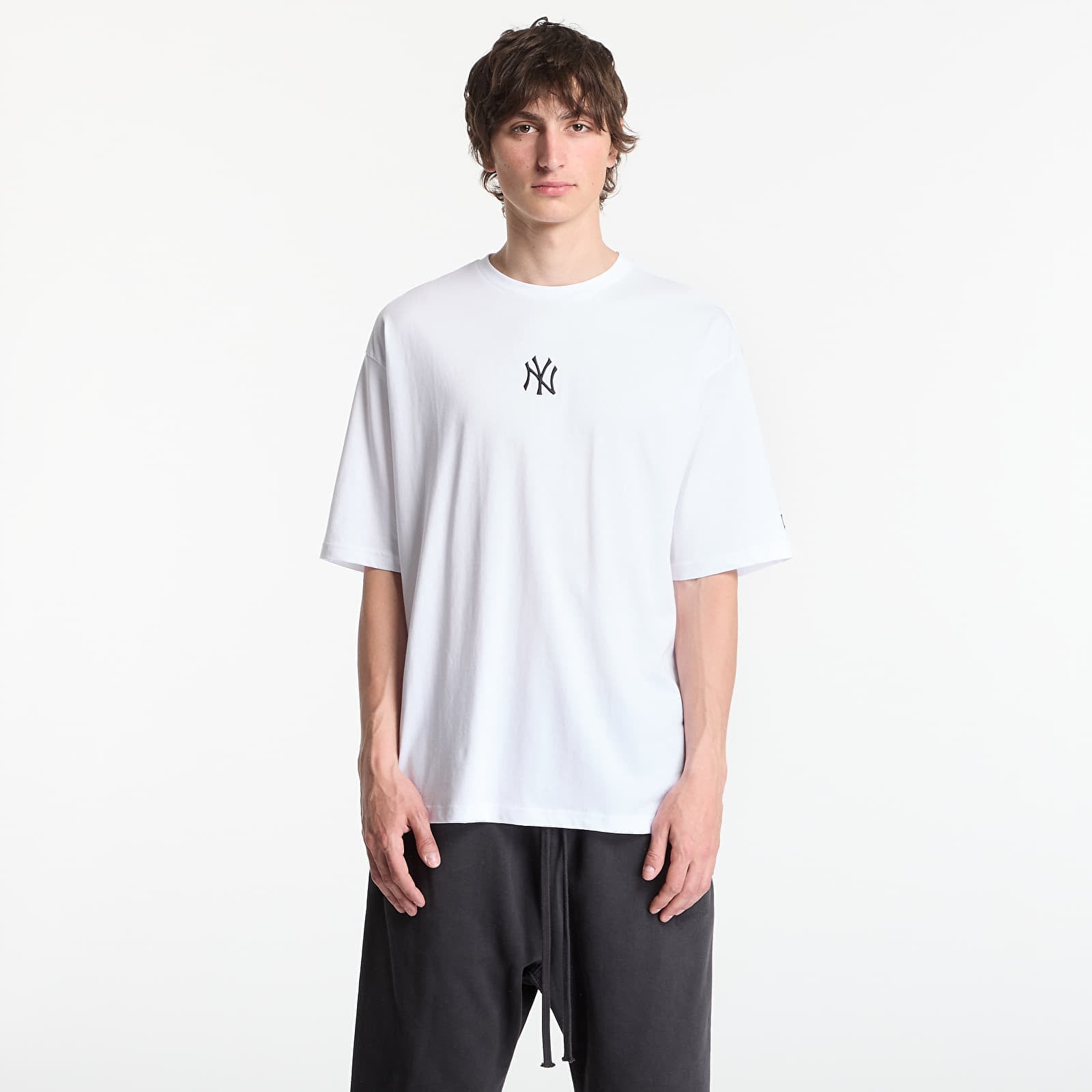 Muške majice kratkih rukava New Era MLB Nos Le Midi OS Tee New York Yankees UNISEX Optic White