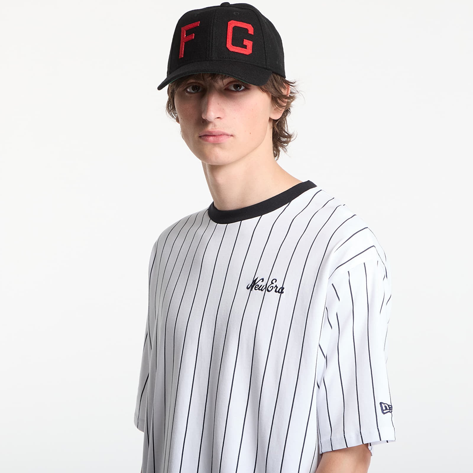 Muške majice kratkih rukava New Era Pinstripe OS Tee UNISEX Optic White/ Navy