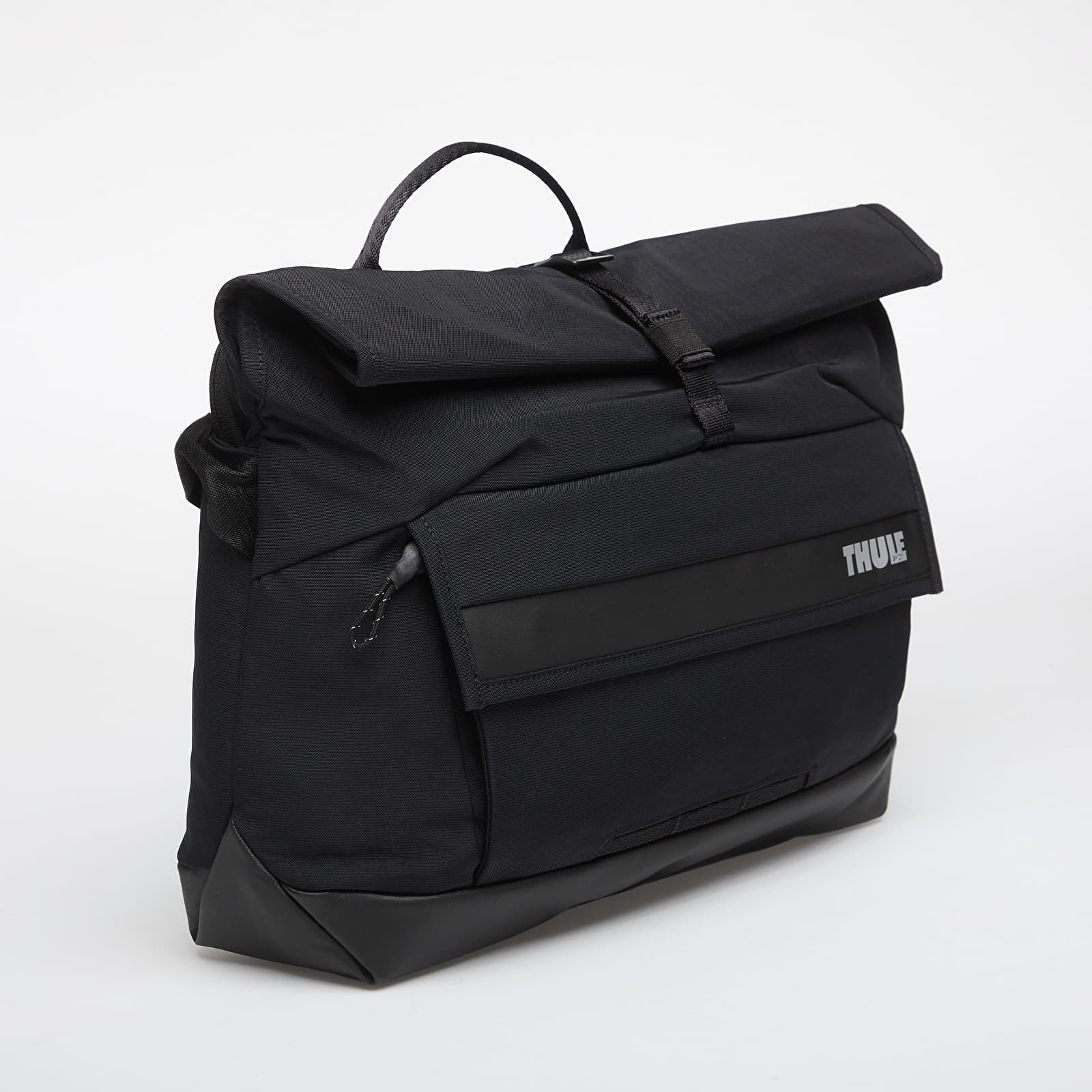 Moške torbe za na ramo Thule Paramount Crossbody 14L Black