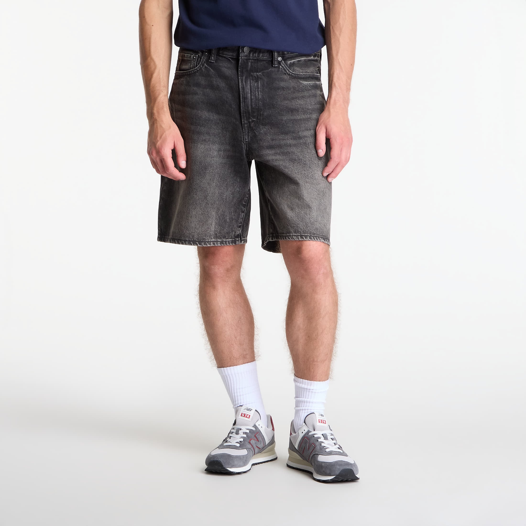 GAP Denim Loose Black Wash Short Black W35