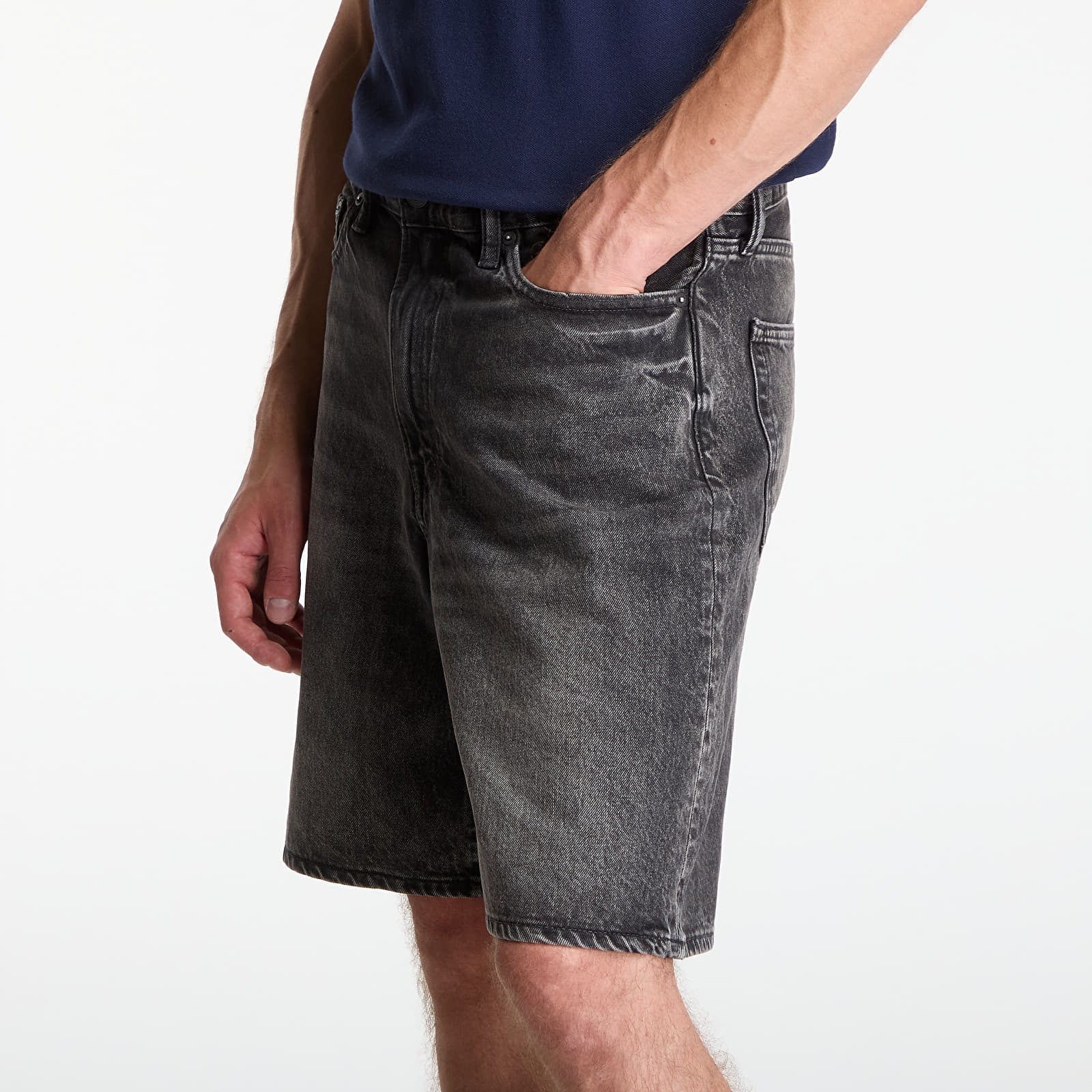 Gåvor för män GAP Denim Loose Black Wash Short Black