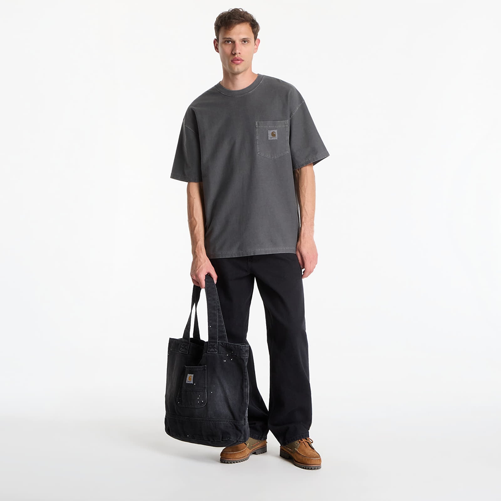 T-paidat Carhartt WIP S/S Loose Pocket T-Shirt UNISEX Black Garment Dyed