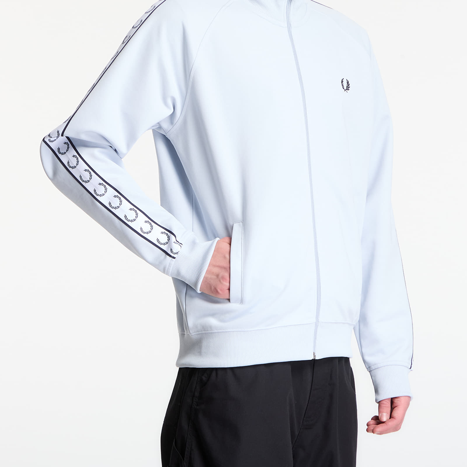 Men's jackets Fred Perry Taped Track Jacket Dusky Blue