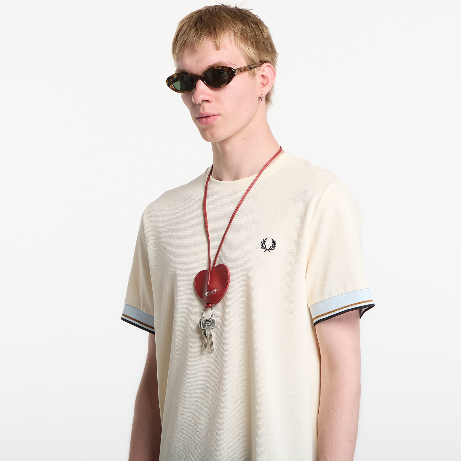 Pánske tričká Fred Perry Twin Tipped Cuff T-Shirt Ecru