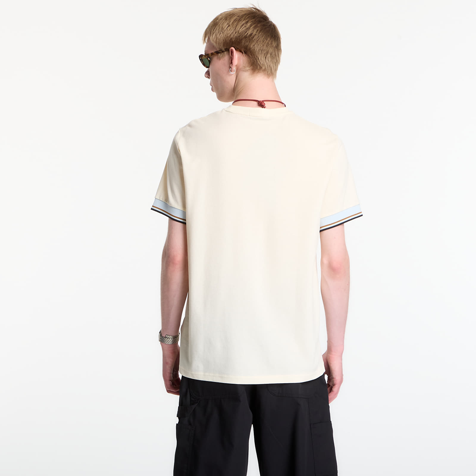 Pánske tričká Fred Perry Twin Tipped Cuff T-Shirt Ecru
