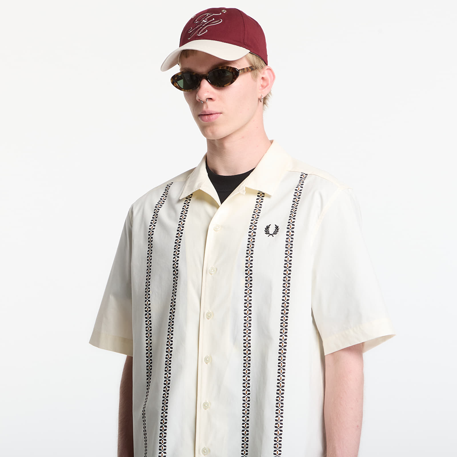 Men's shirts Fred Perry Placement Print Revere Shirt Ecru