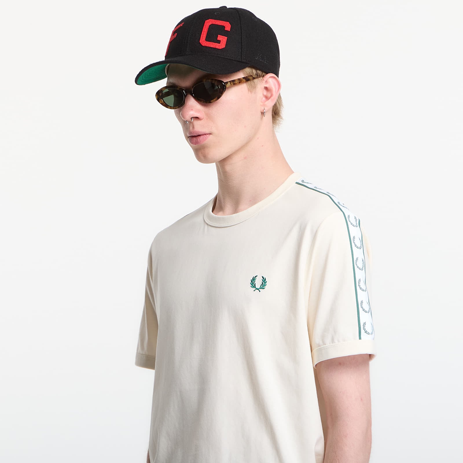 T-shirts Fred Perry Contrast Tape Ringer T-Shirt Ecru