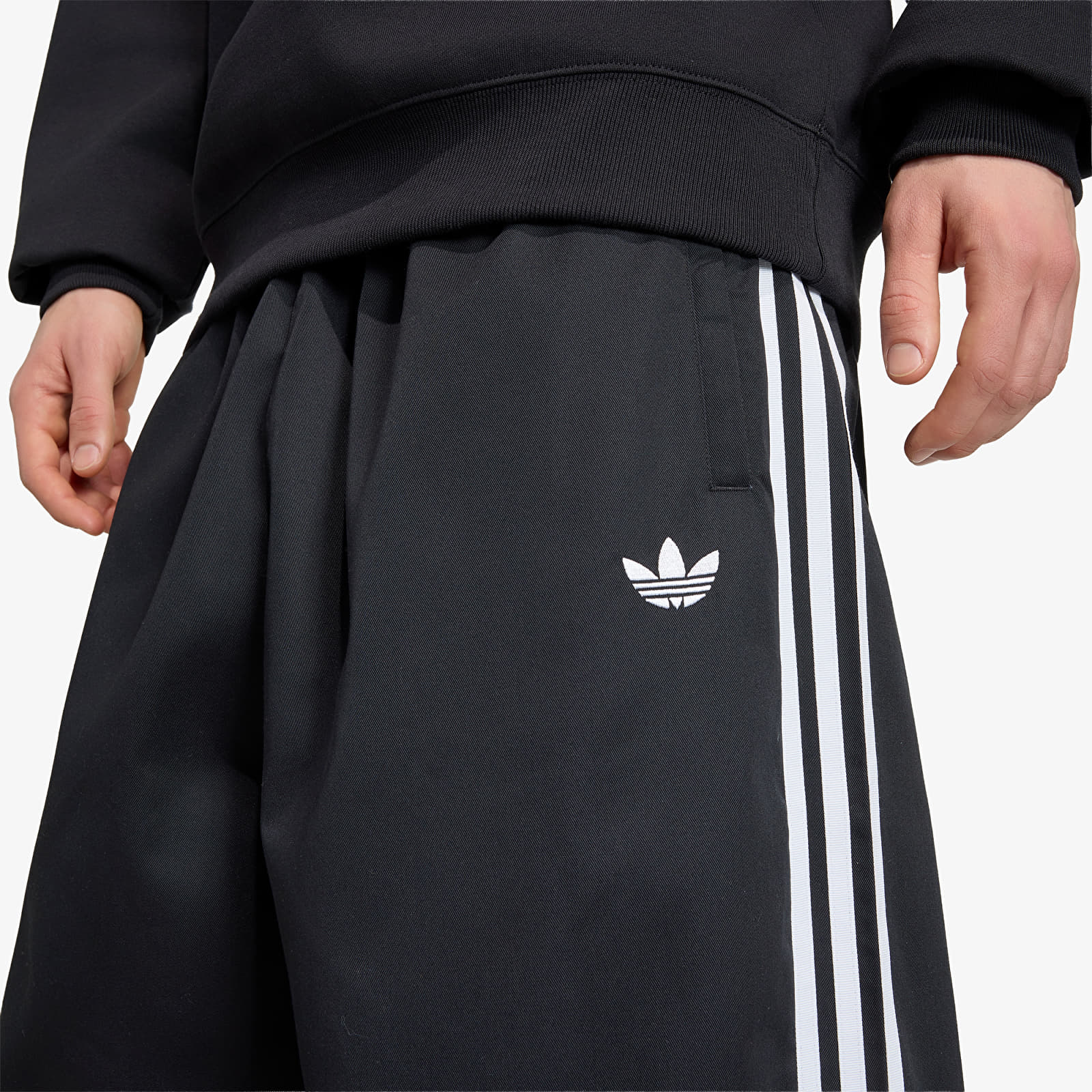 Muške hlače adidas Twill Pnt Black