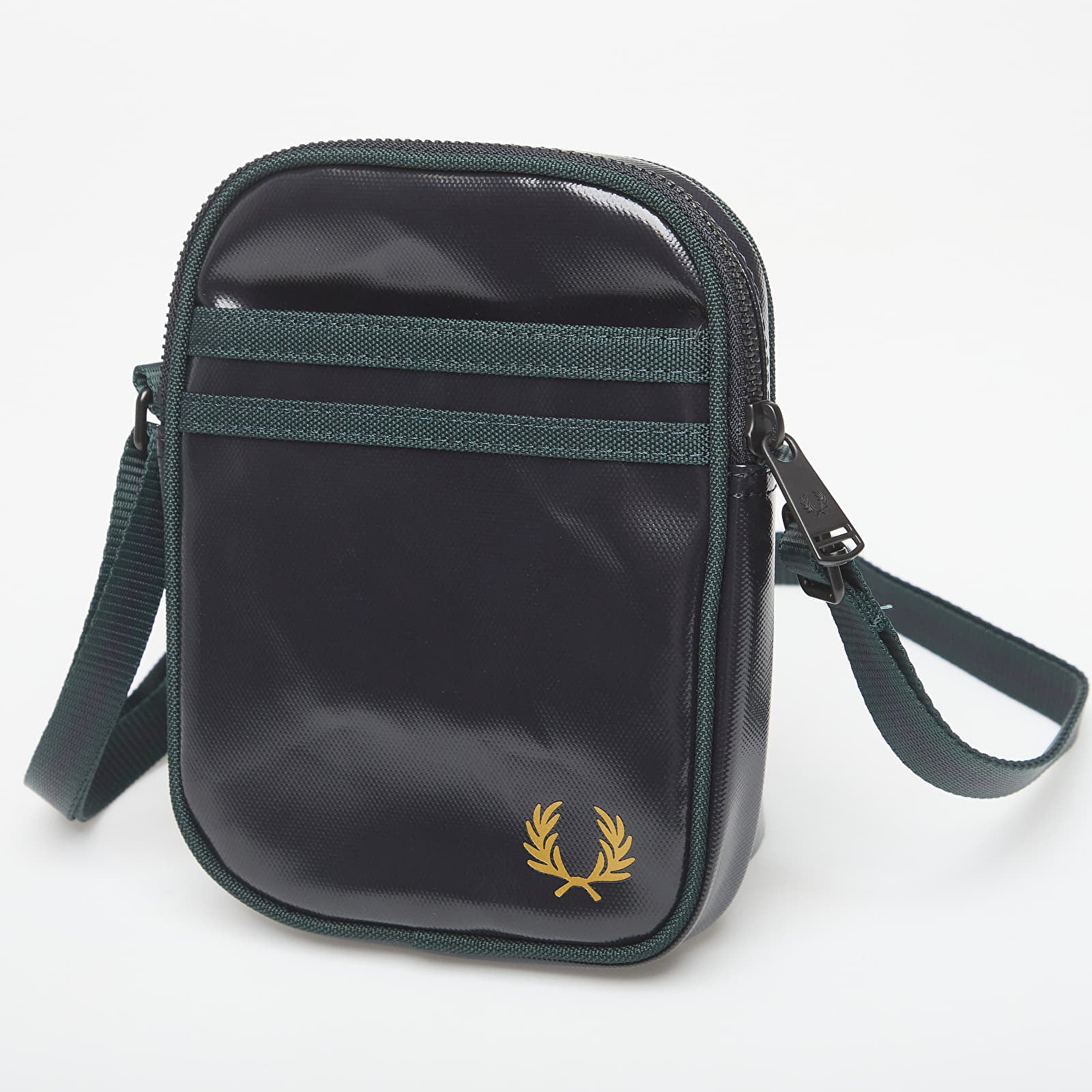 Umhängetaschen für Männer Fred Perry Classic Small Side Bag Navy/ Grassroots