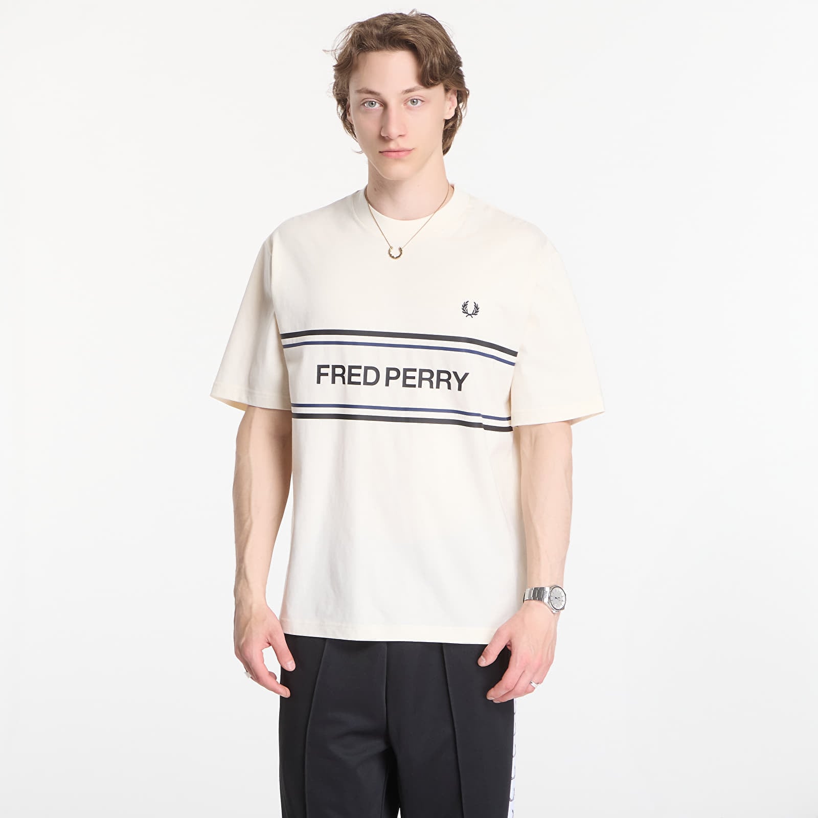T-Shirts Männer Fred Perry Fred Perry Graphic T-Shirt Beige