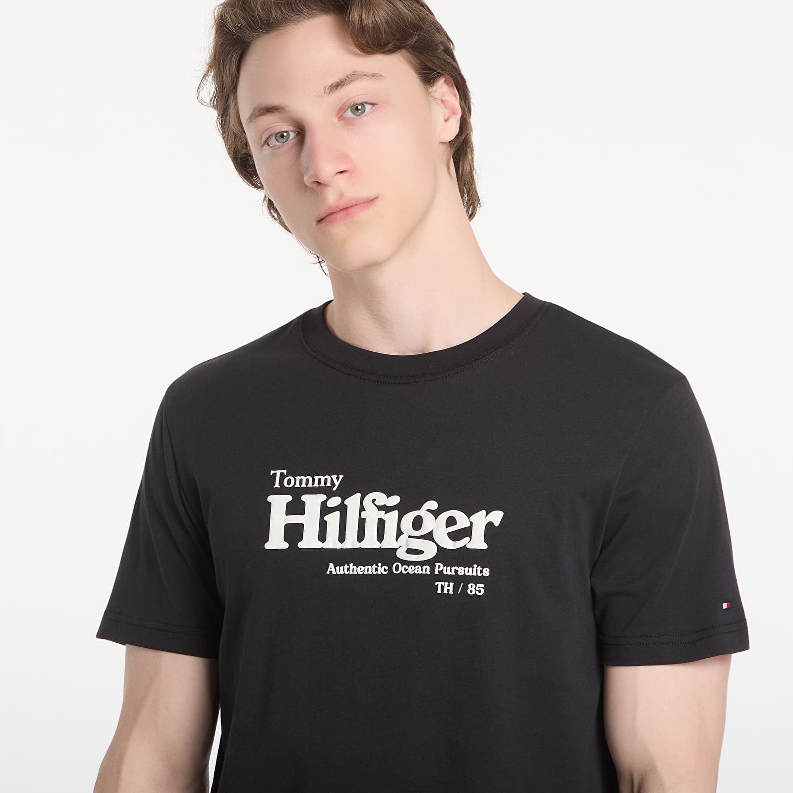 T-Shirts Tommy Hilfiger Nautical Chest Graphic Reg Tee Black