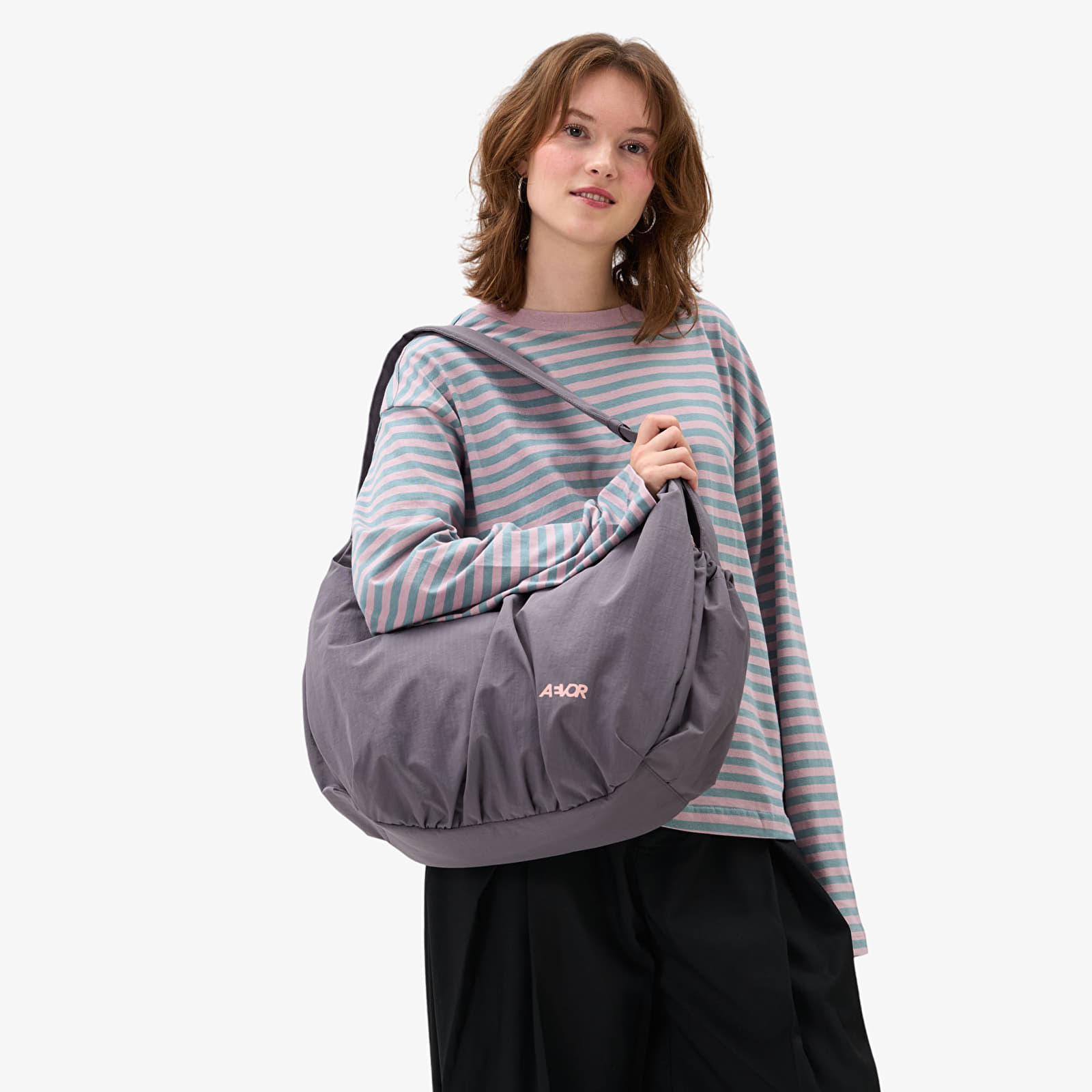 Rucksäcke und Taschen AEVOR Slouchy Bag Grey