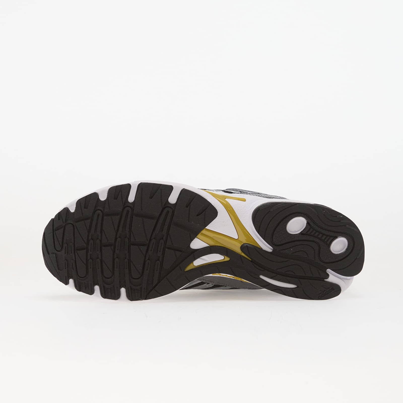 Vyriški sportbačiai ir batai adidas Adistar Control 3 Core Black/ Gold Met./ Iron Met.