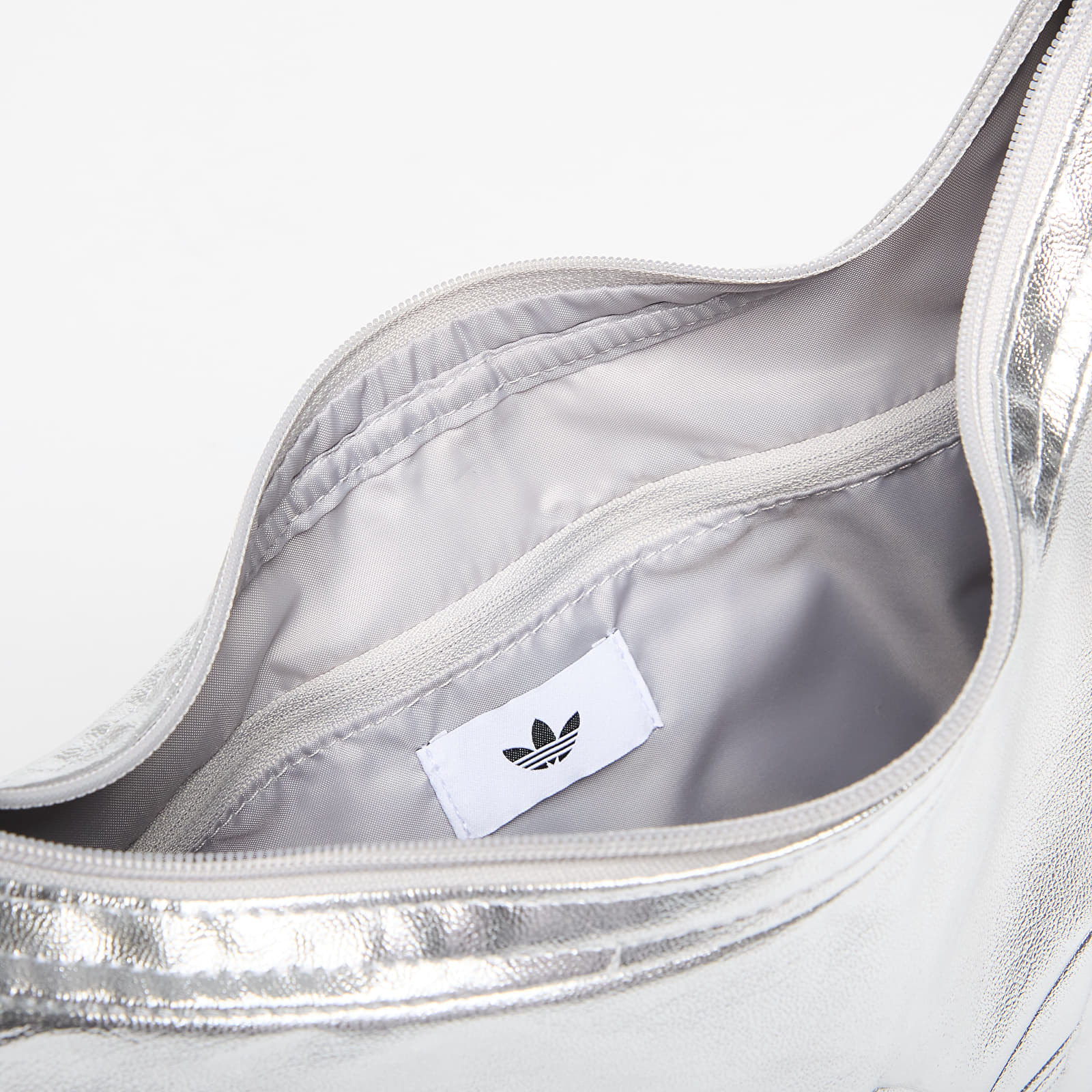 Vīriešu plecu somas adidas Adicolor Half Crescent Bag Metallic Pu Silver Met.