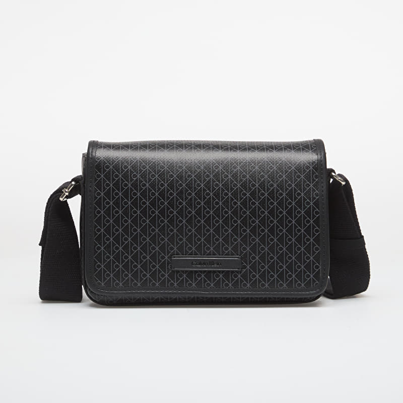 Calvin Klein Emblem Aop Coated Small Flap Mes Black/ Aop