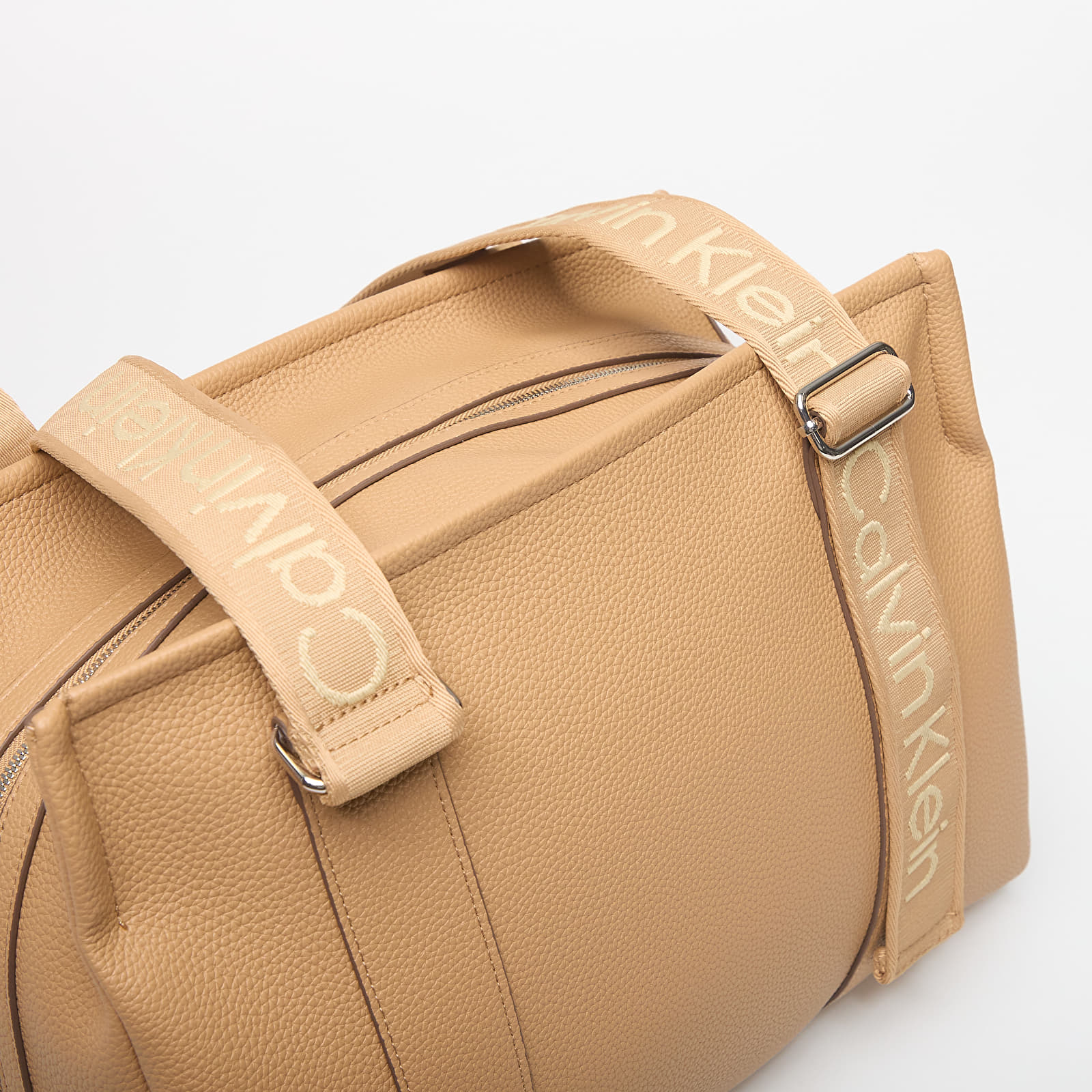 Torbice Calvin Klein Webbing Adj Strap Tote Tannin