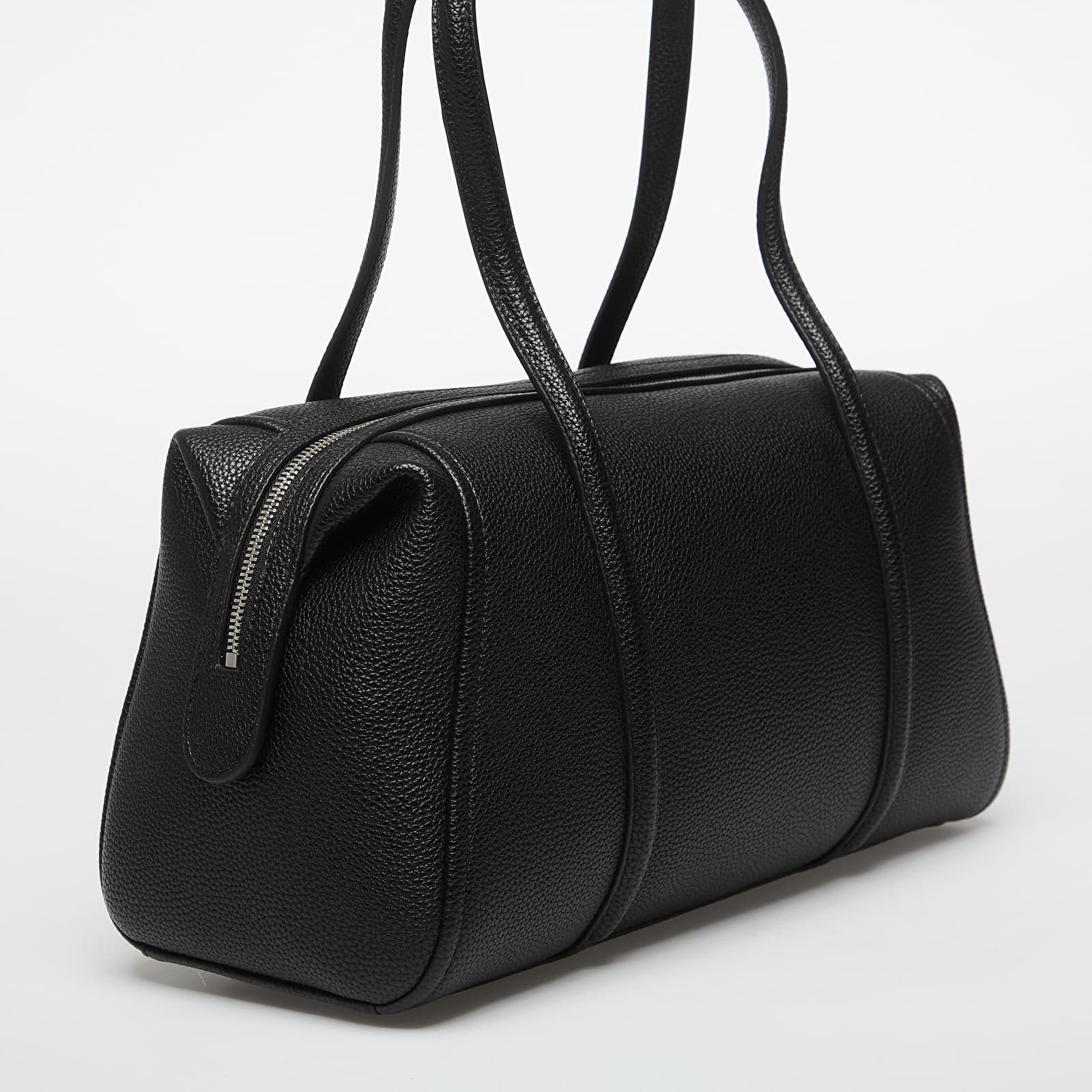 Muške torbe preko ramena Calvin Klein Emblem Hw Pebble Doctor Shoulder Black