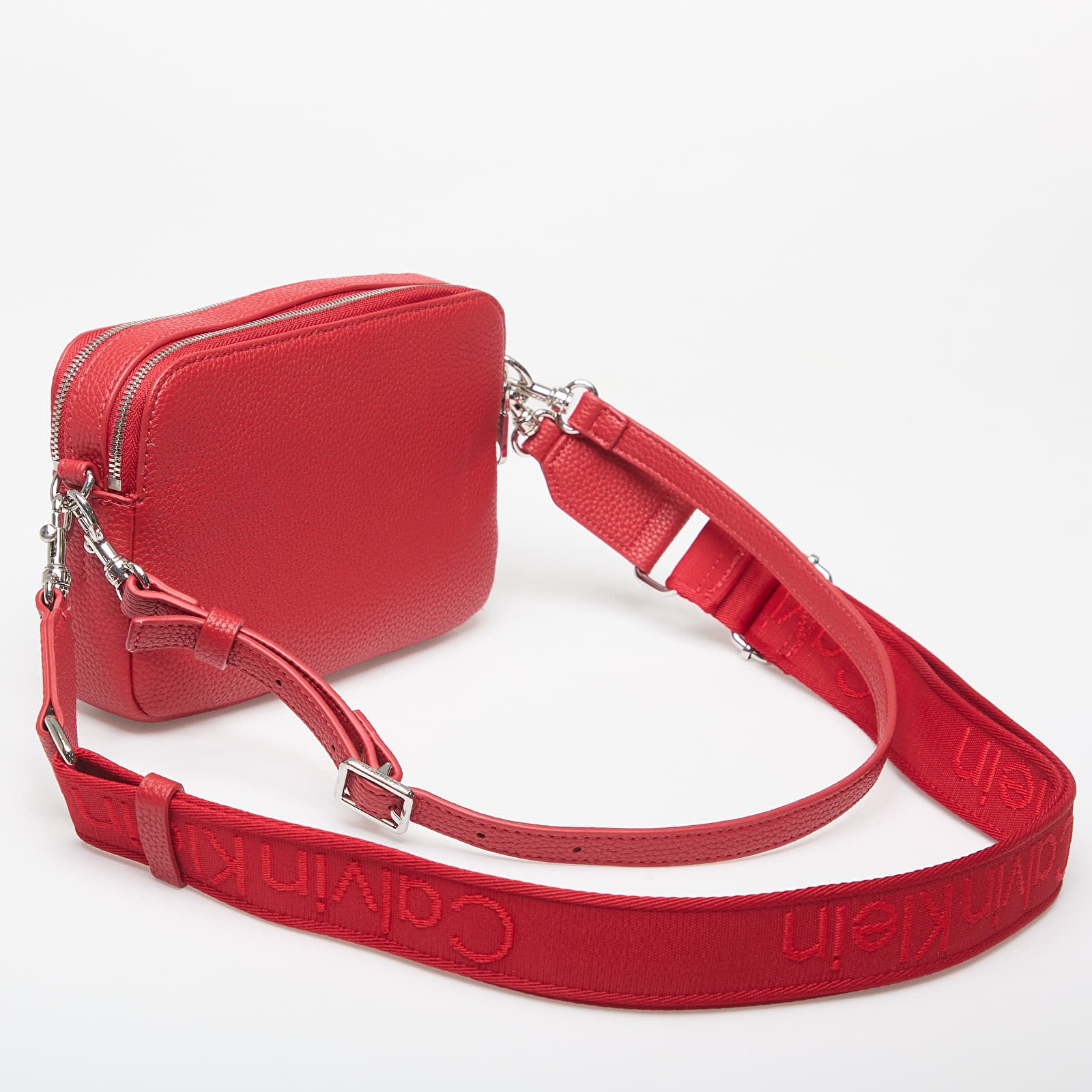 Shoulder bags Calvin Klein Webbing 2X Strap Camera Bag Bordeaux Wine