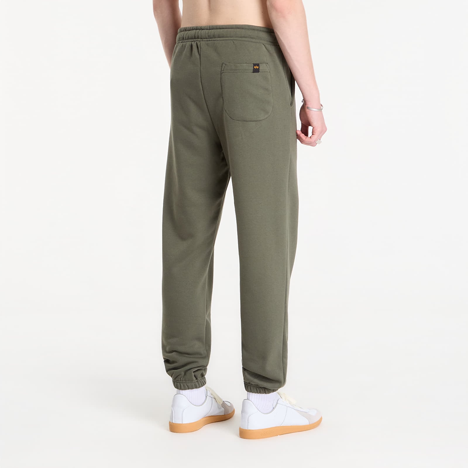 Ανδρικές φόρμες Alpha Industries Basic Small Logo II Jogger Dark Olive