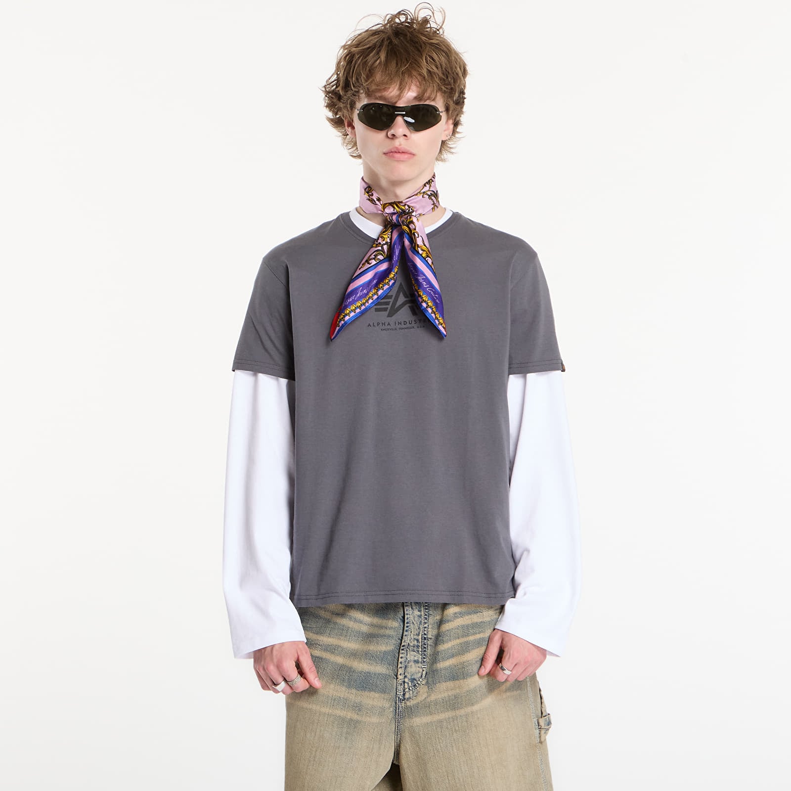 Ανδρικά μπλουζάκια Alpha Industries Basic T-Shirt Contrast Stitch Grey Black/ Black