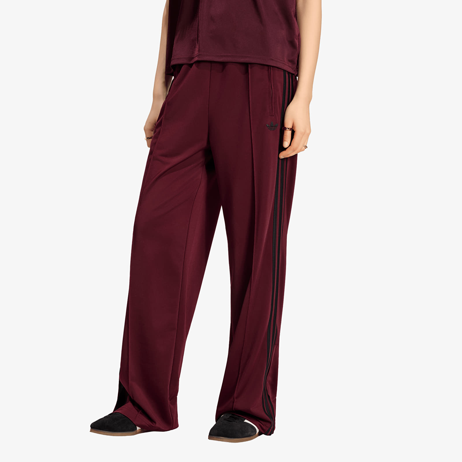 Дамски спортни панталони adidas Firebird Loose Tracksuit Pants Maroon/ Black