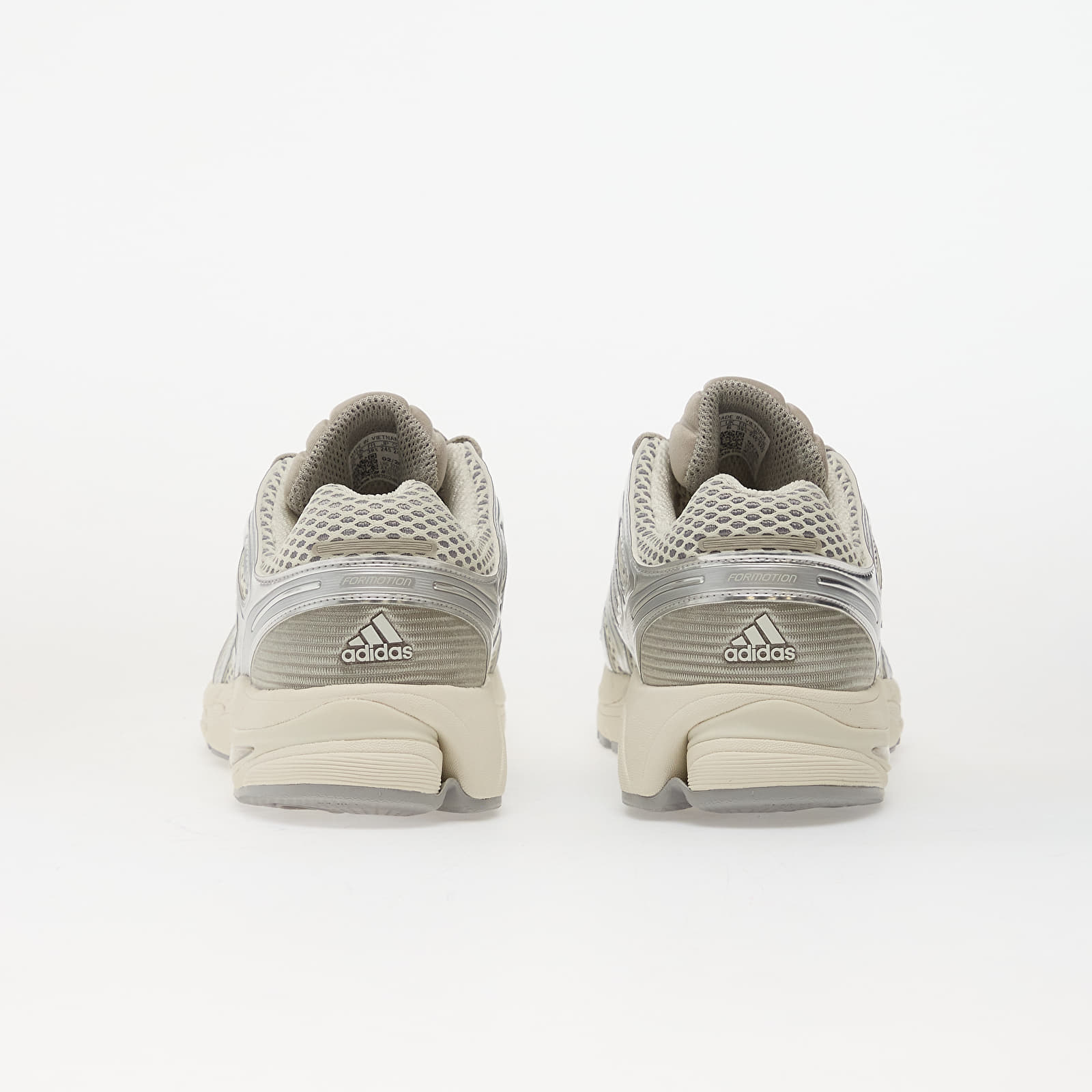 Chaussures et baskets femme adidas Adistar Control 5 Off White/ Silver Met./ Sesame