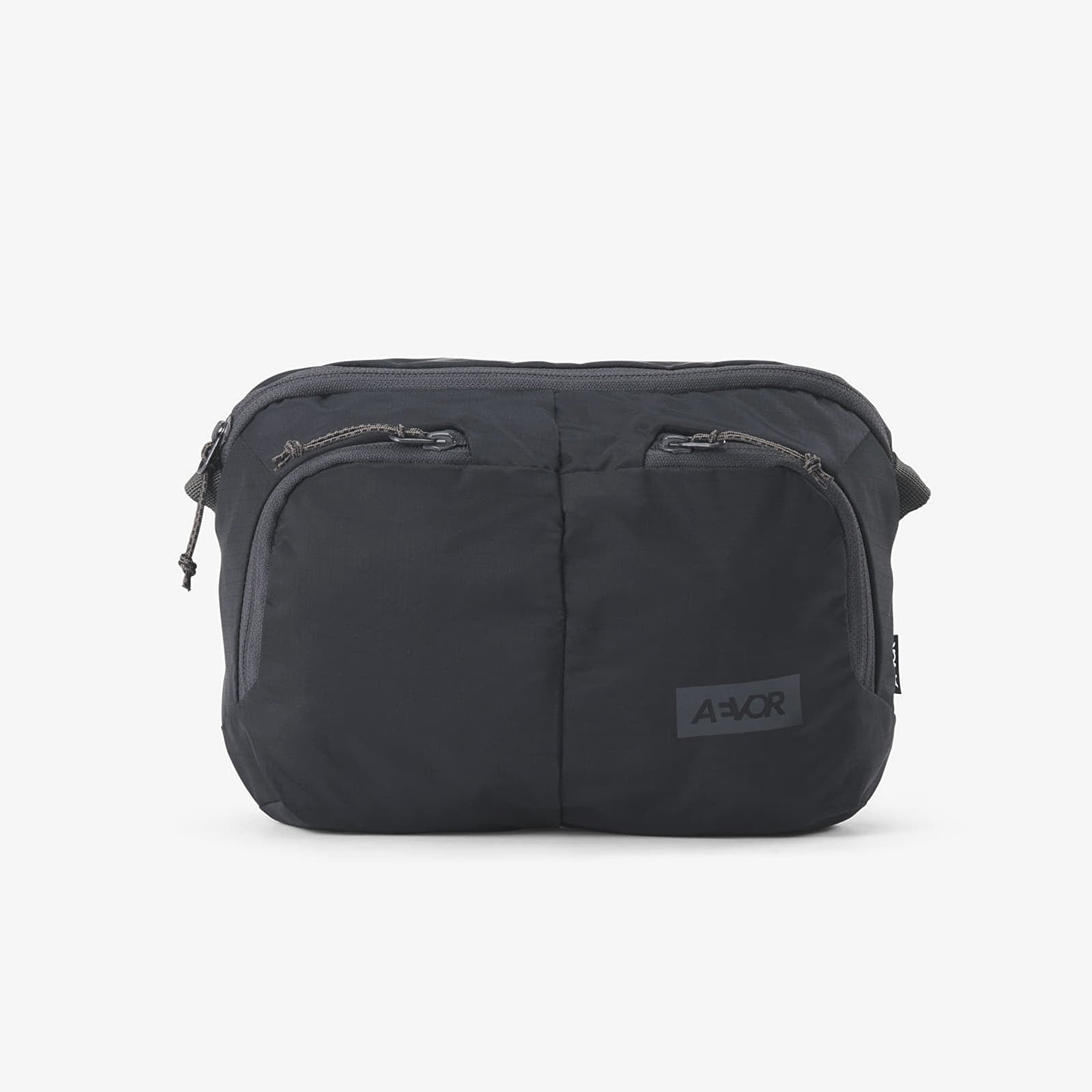 Мъжки чанти за рамо AEVOR Sacoche Bag Ripstop Charcoal Black