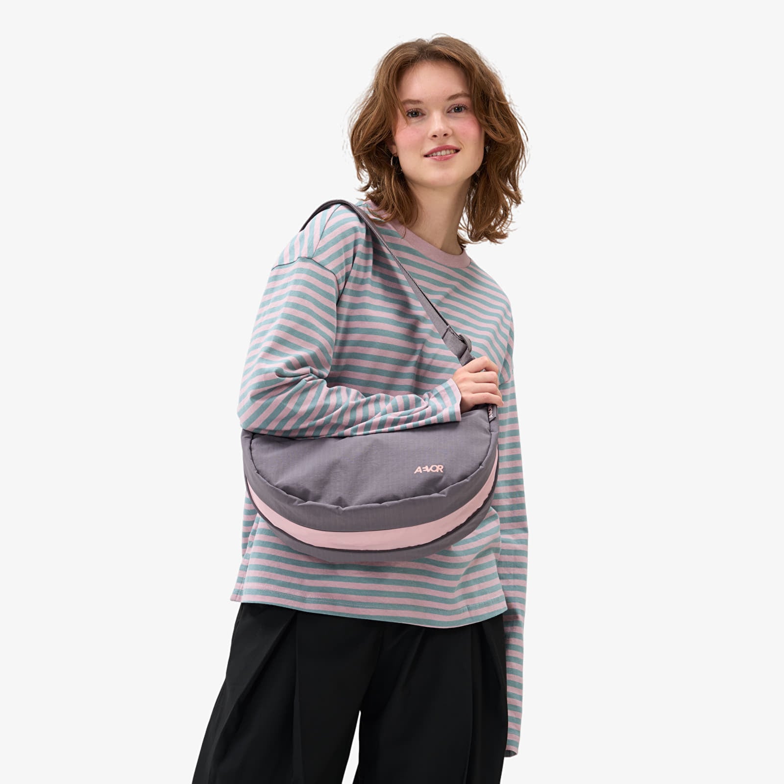 Muške torbe preko ramena AEVOR Sling Bag Grey