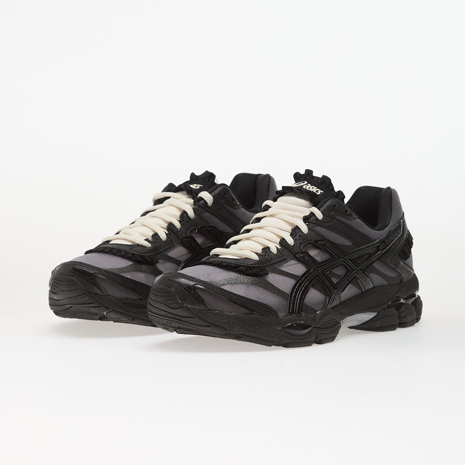 Meeste tossud ja kingad Asics Gel-Cumulus 16 Black/ Black