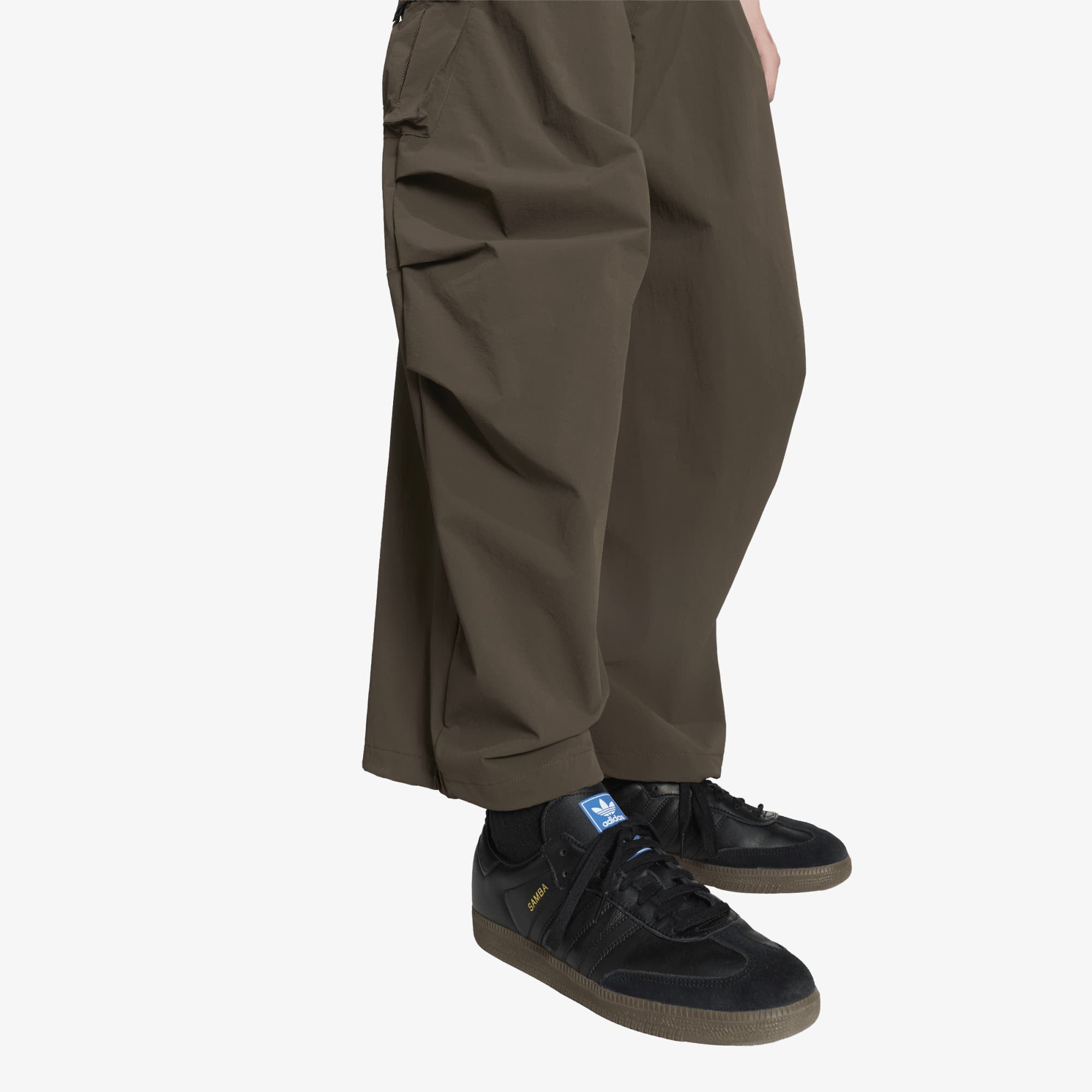 Παντελόνια adidas Premium Essentials Utility Cargo Pants Shadow Olive 32