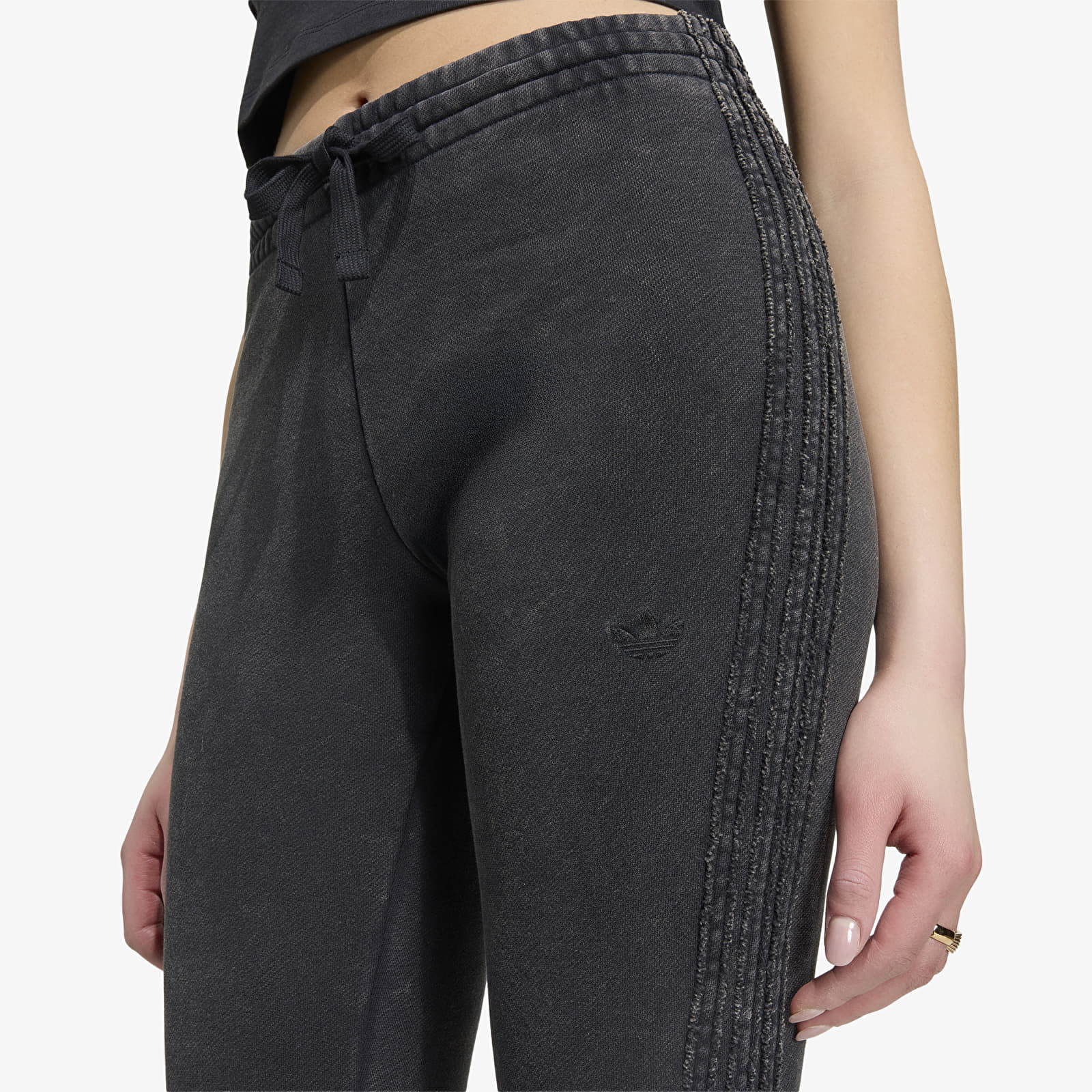 Pantalons de survêtement femme adidas SST Bootcut Pant Black