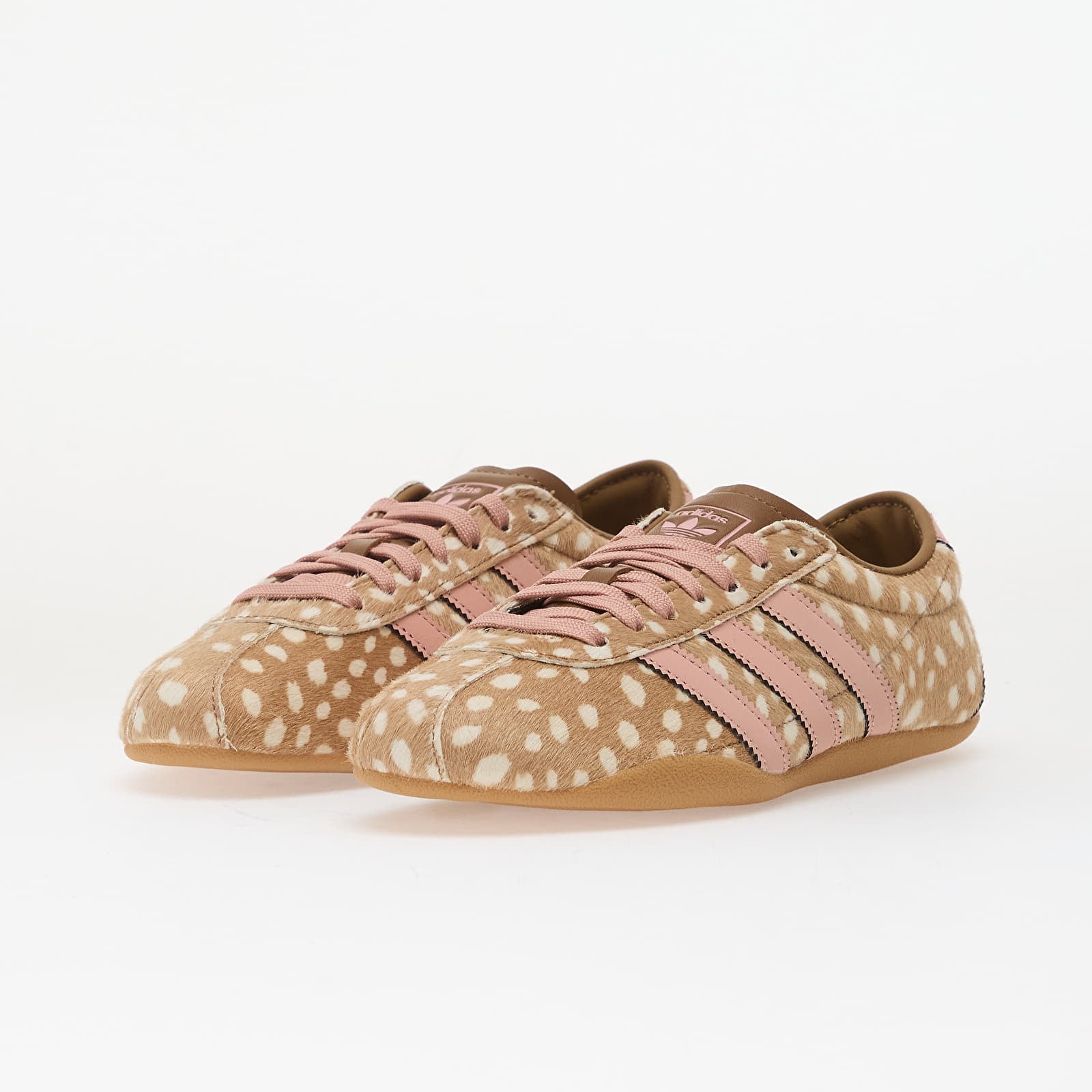 Дамски кецове и обувки adidas Tokyo Brown Desert/ Wonder Mauve/ Off White