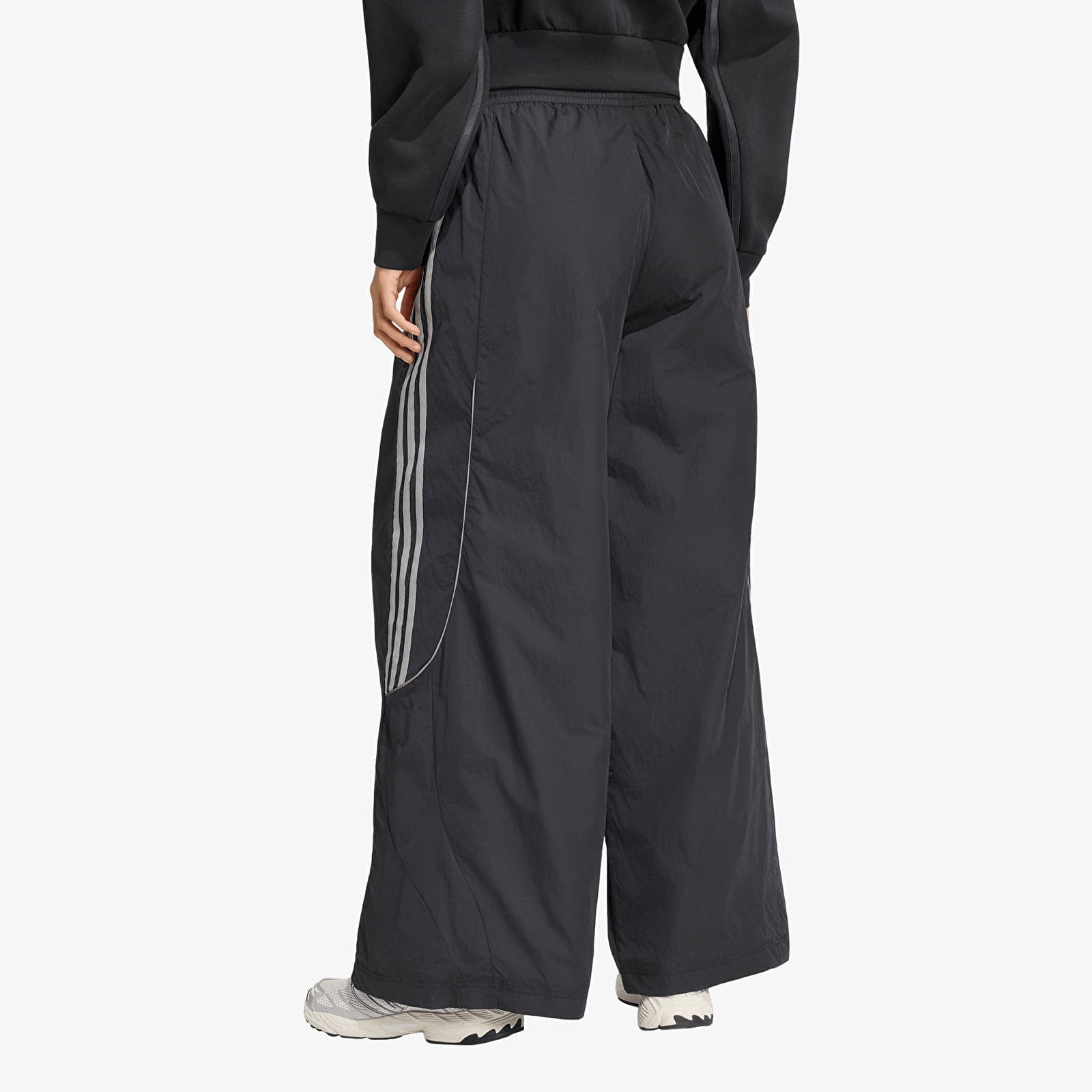 Women's Sweatpants adidas Teamgeist Track Pant Black/ Iron Met./ Black Reflective