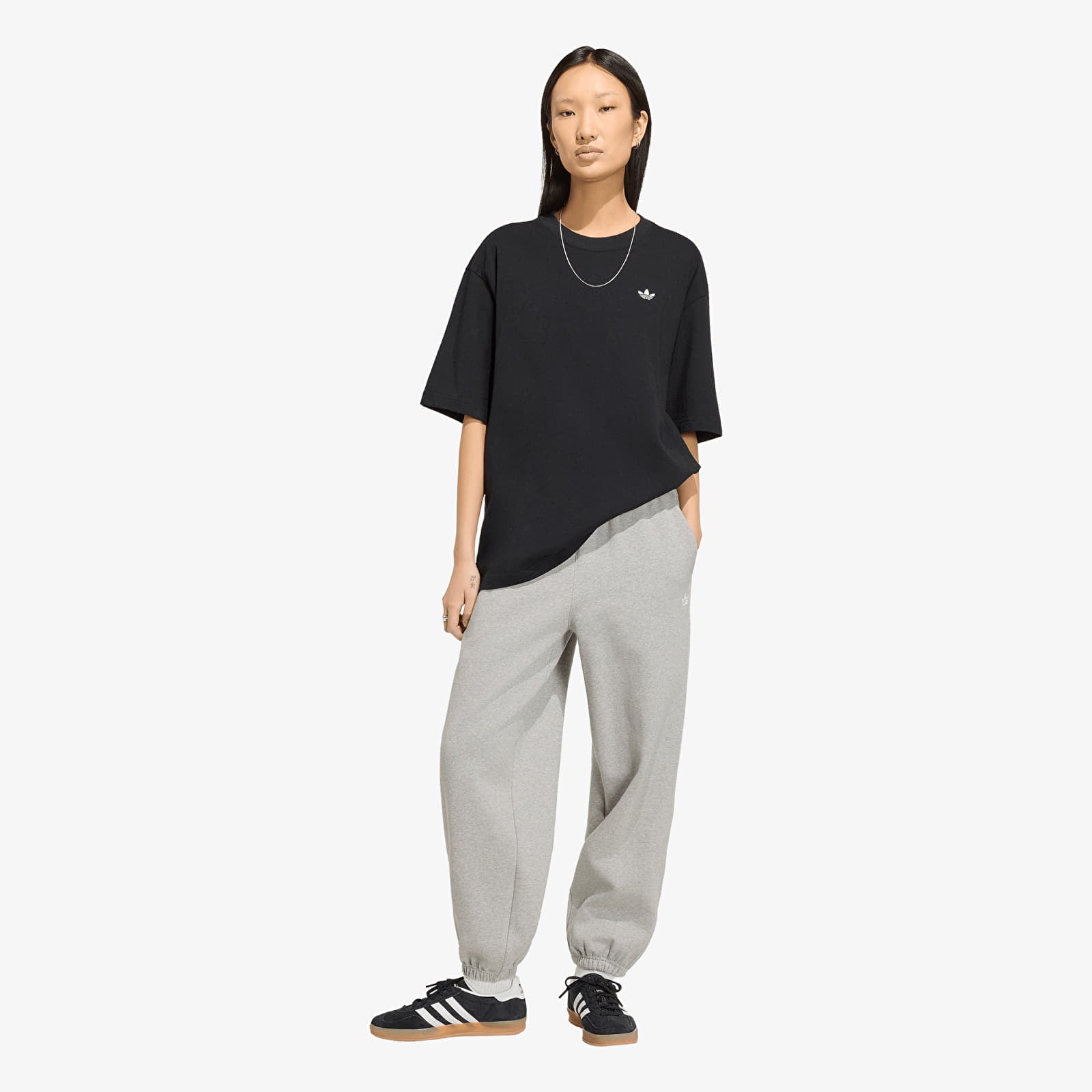 T-shirts til kvinder adidas Essentials Boyfriend T-shirt Black