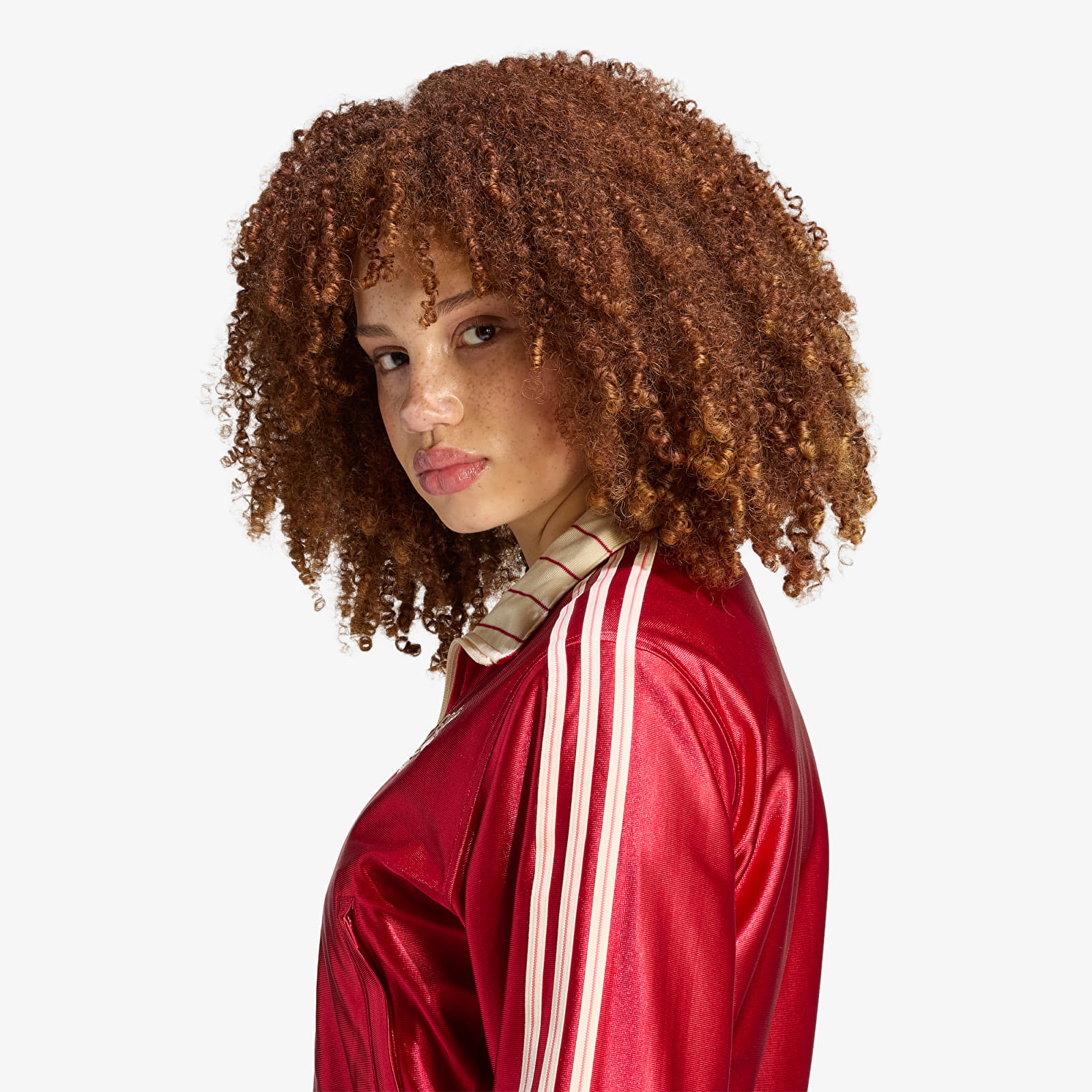 Jacken für Frauen adidas Reversible Firebird Track Top Warm Vanilla/ Team Victory Red