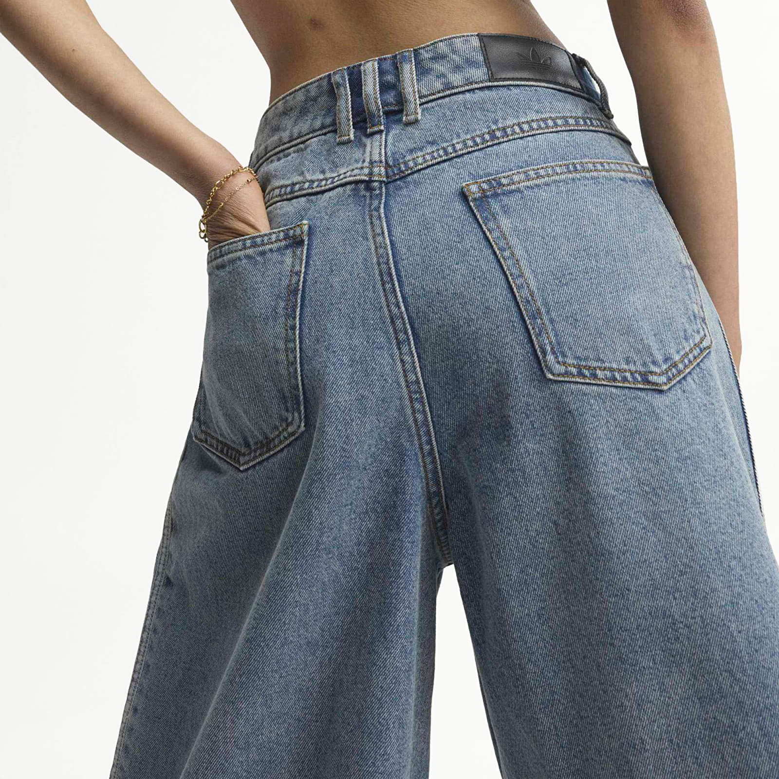 Sieviešu šorti adidas Mid Rise Denim Jorts Worn Blue Denim