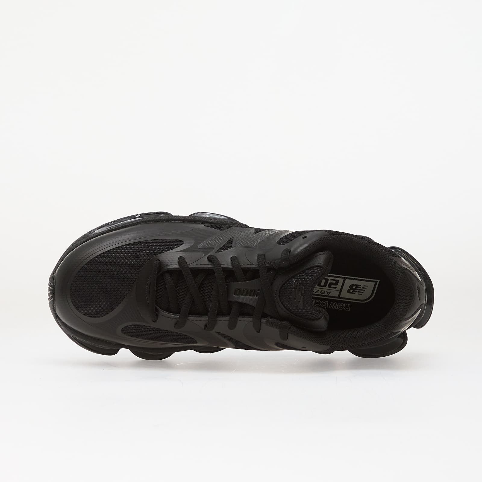 Miesten lenkkarit ja kengät New Balance 2000 Black/ White