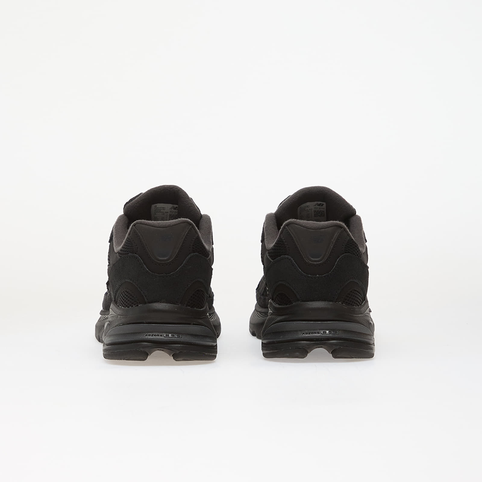 Men's sneakers and shoes New Balance 2010 Black/ Black