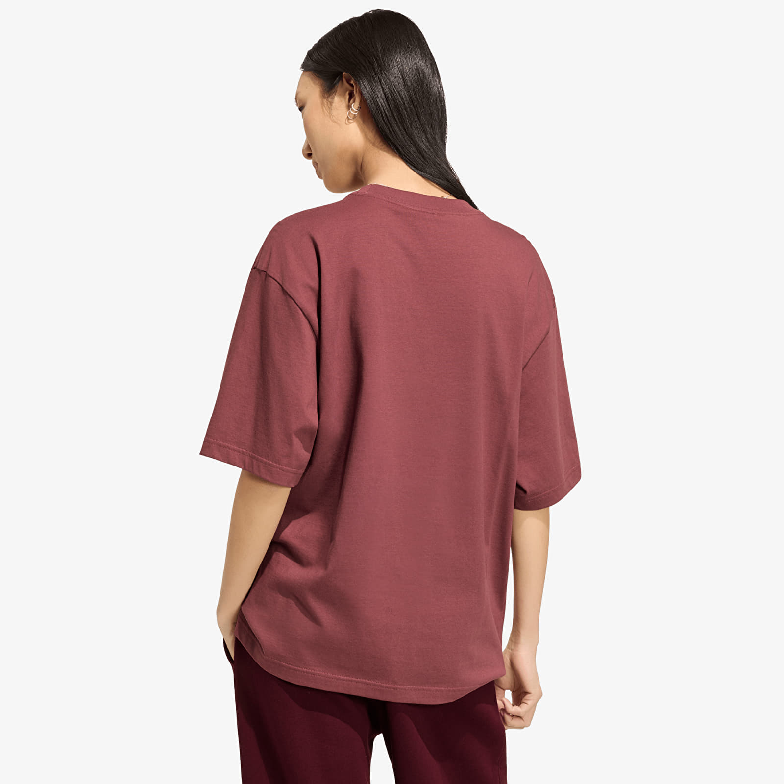 Дамски тениски adidas Essentials Boyfriend T-shirt Quiet Crimson