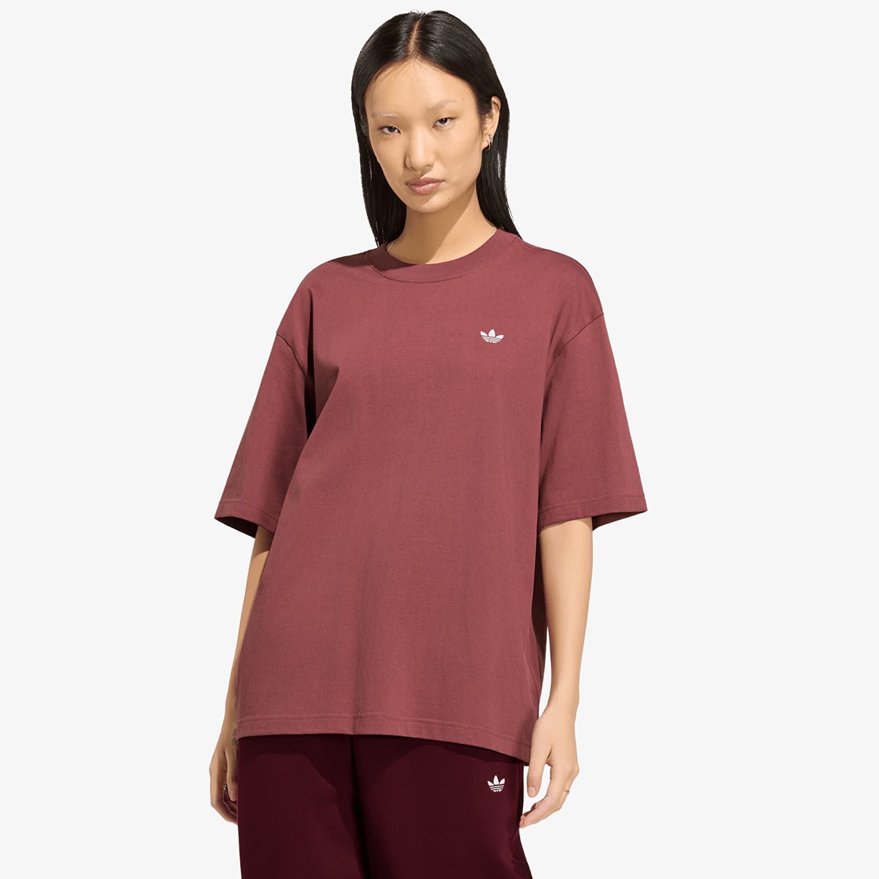 Тениска adidas Essentials Boyfriend T-shirt Quiet Crimson L