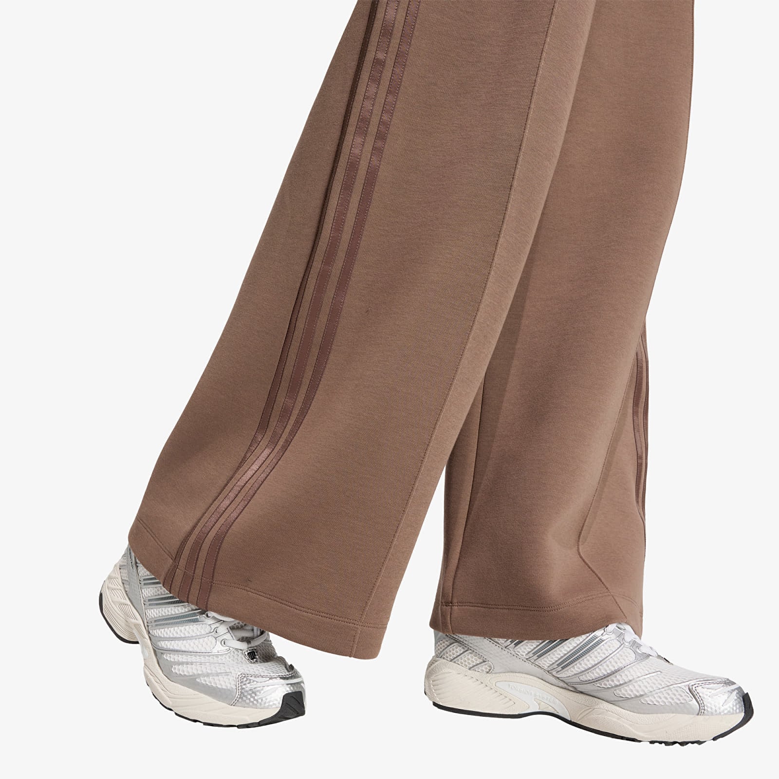 Tepláky adidas Spacer Track Pants Earth Strata