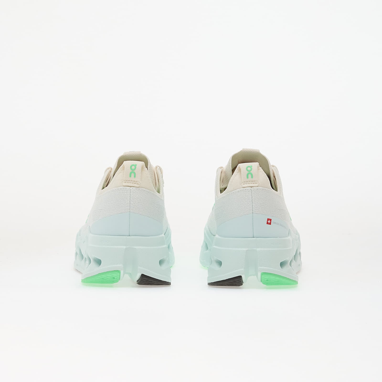 Women's sneakers and shoes On Cloudsurfer Max Ivory/ Flurry
