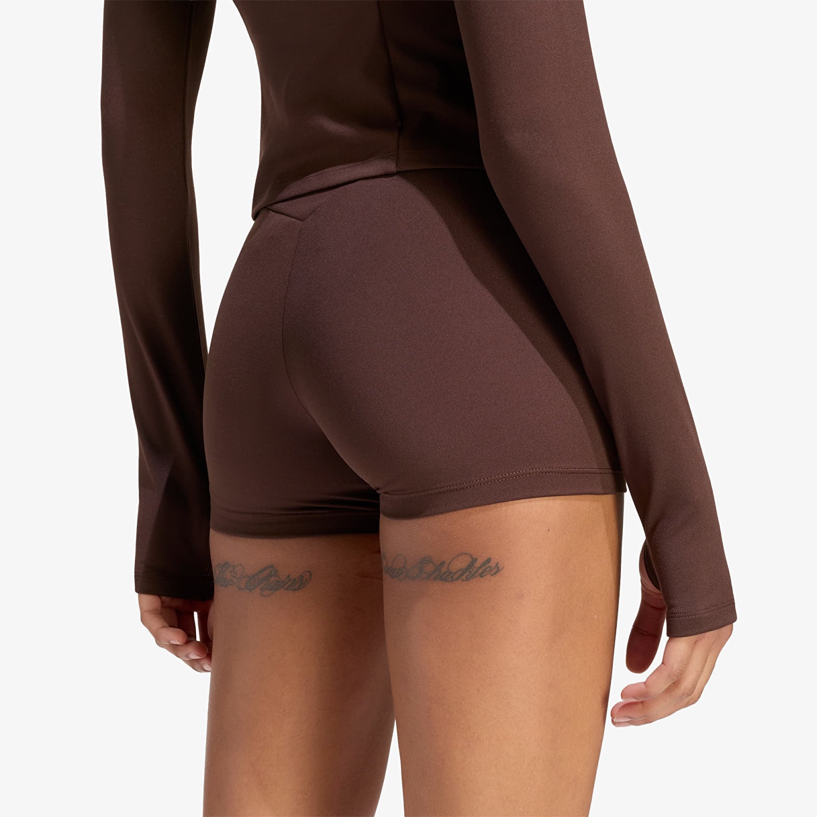 Pantaloni scurți adidas Essentials Polyester Shorts Aurora Coffee