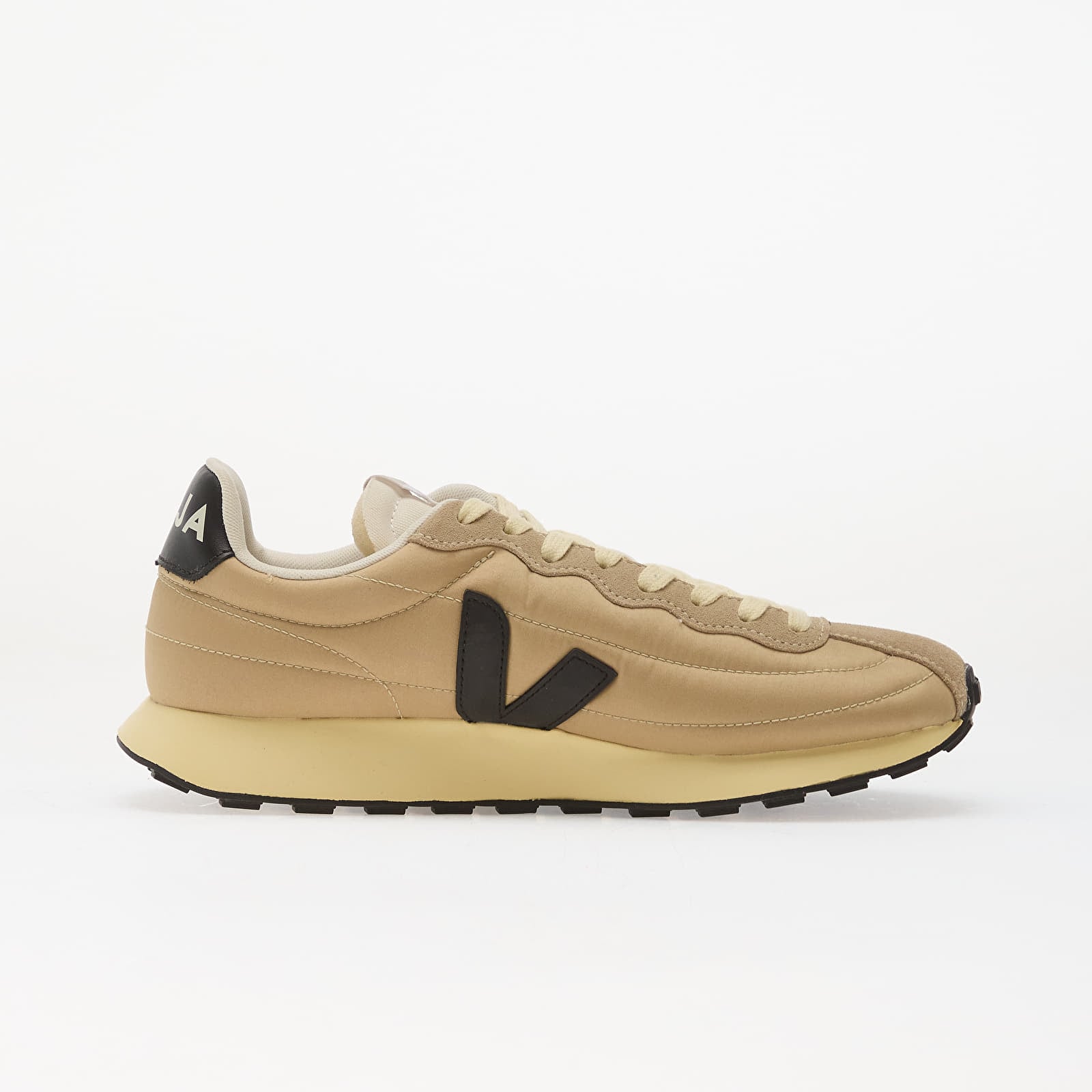 Жіноче взуття Veja Belem Nolyn Almond/ Black